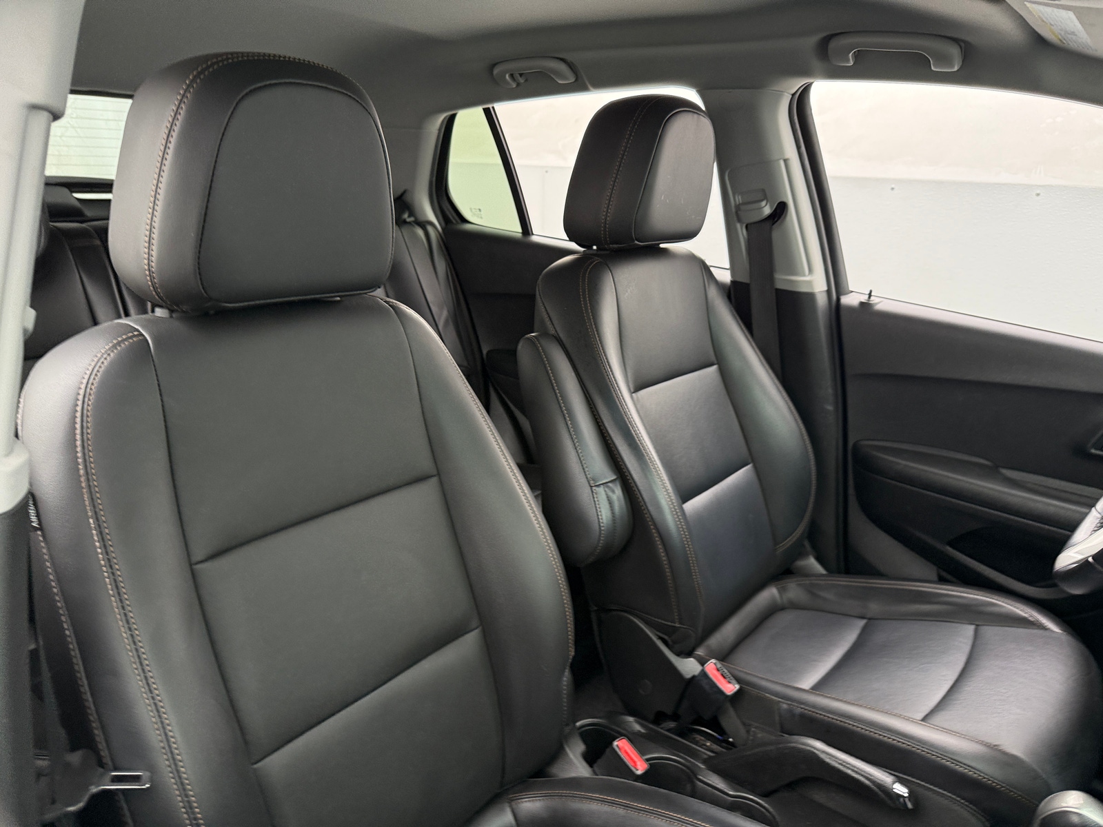Thumbnail: 2021 Chevrolet Trax - 2