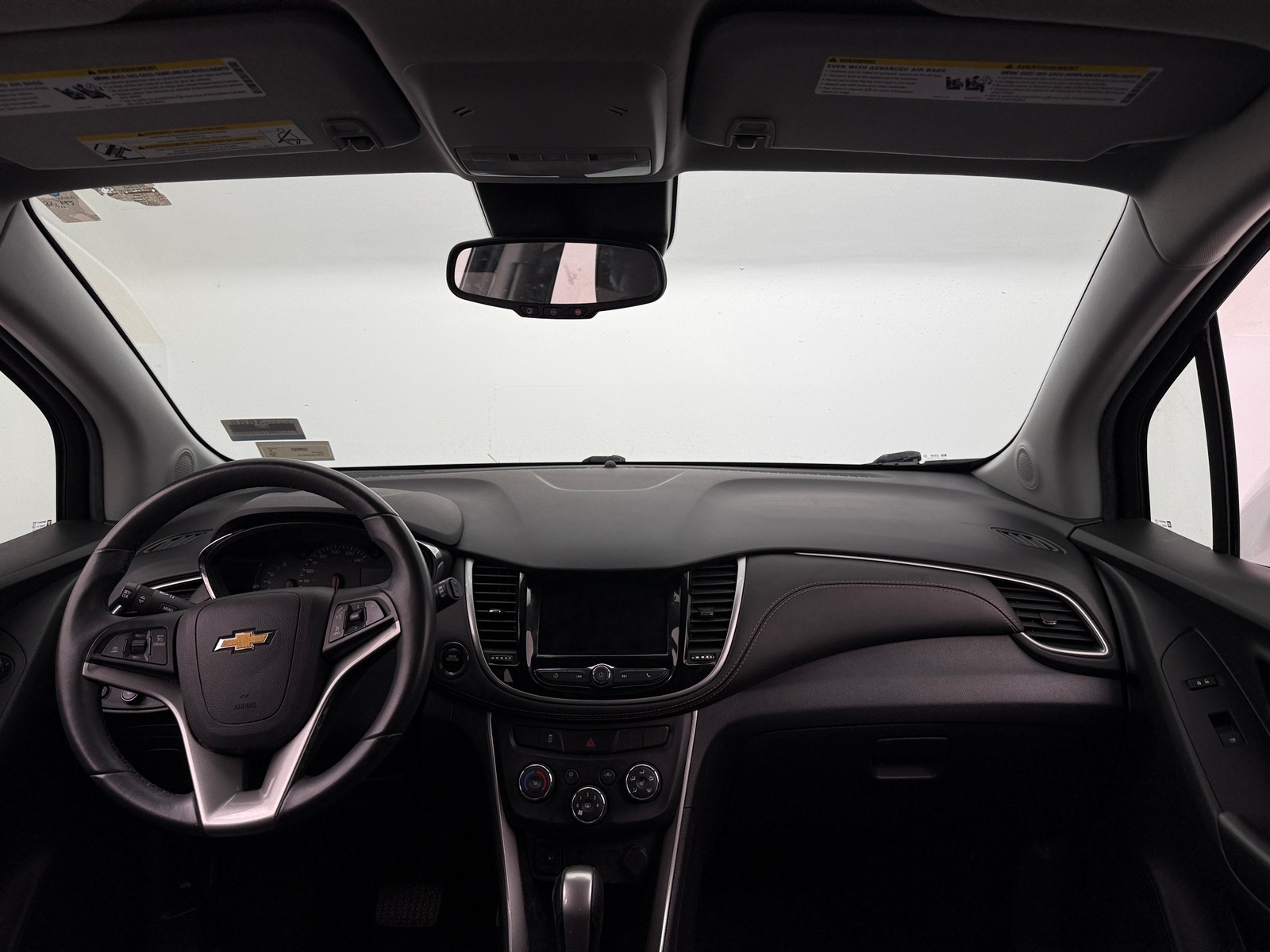 Thumbnail: 2021 Chevrolet Trax - 3