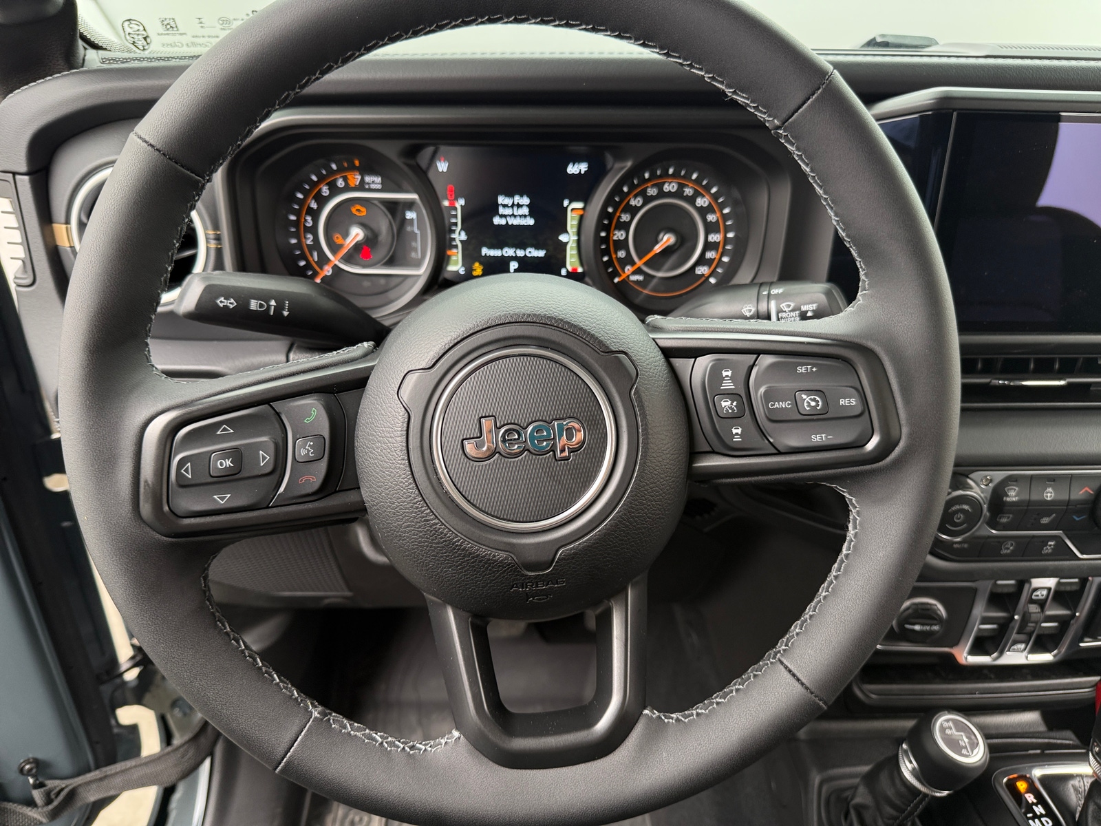 Thumbnail: 2026 Jeep Gladiator - 4