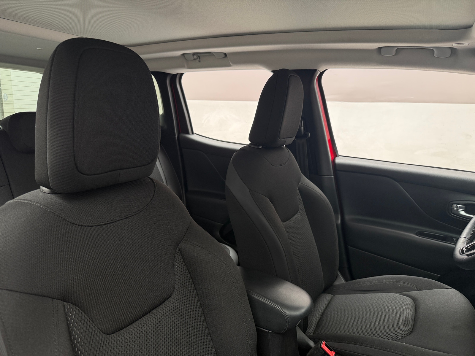 Thumbnail: 2018 Jeep Renegade - 2