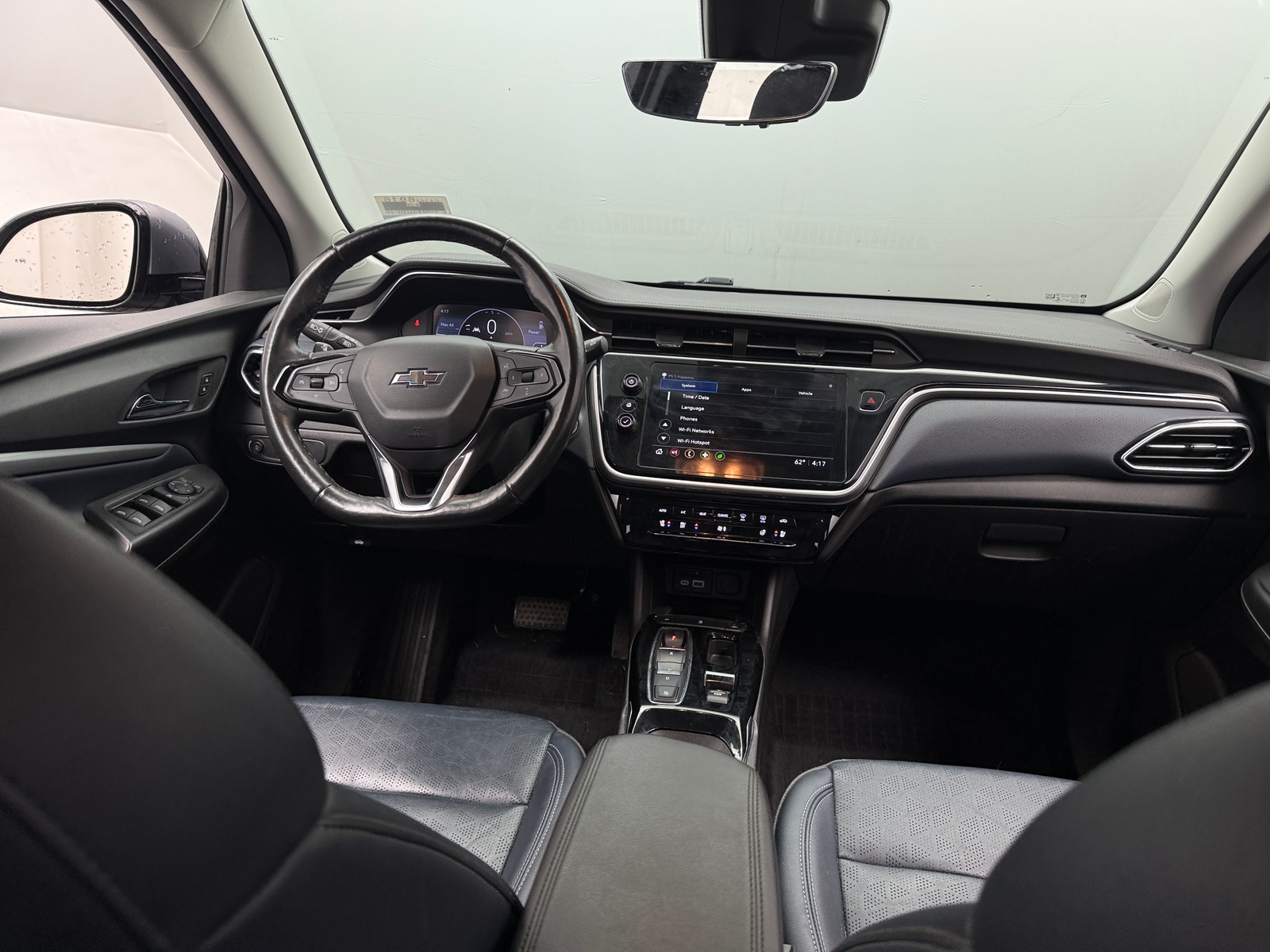 Thumbnail: 2023 Chevrolet Bolt EUV - 2