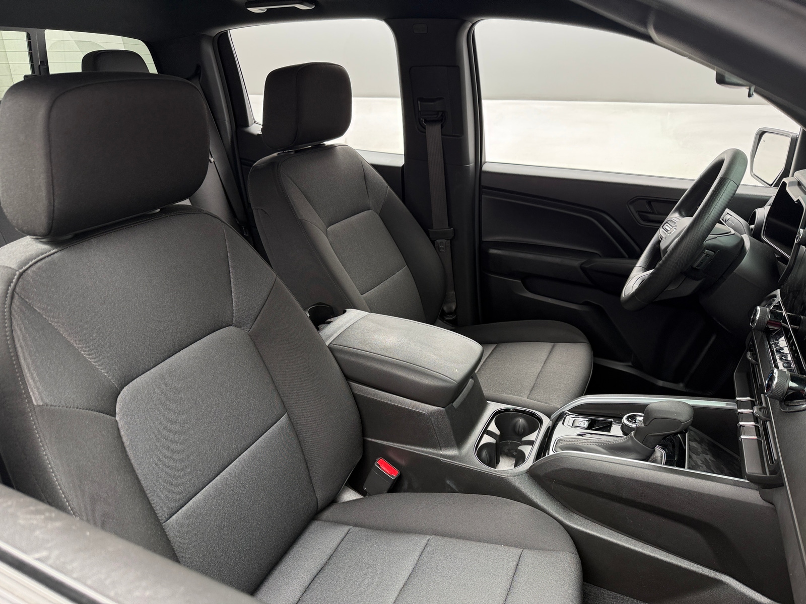 Thumbnail: 2024 Chevrolet Colorado - 2