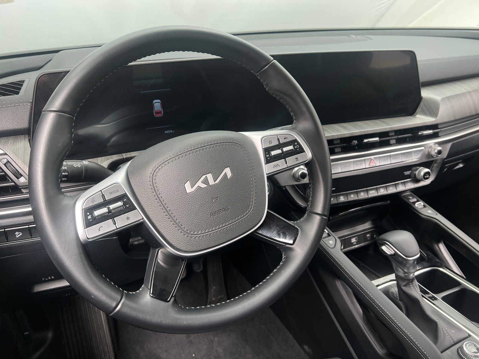 Thumbnail: 2025 Kia Telluride - 4
