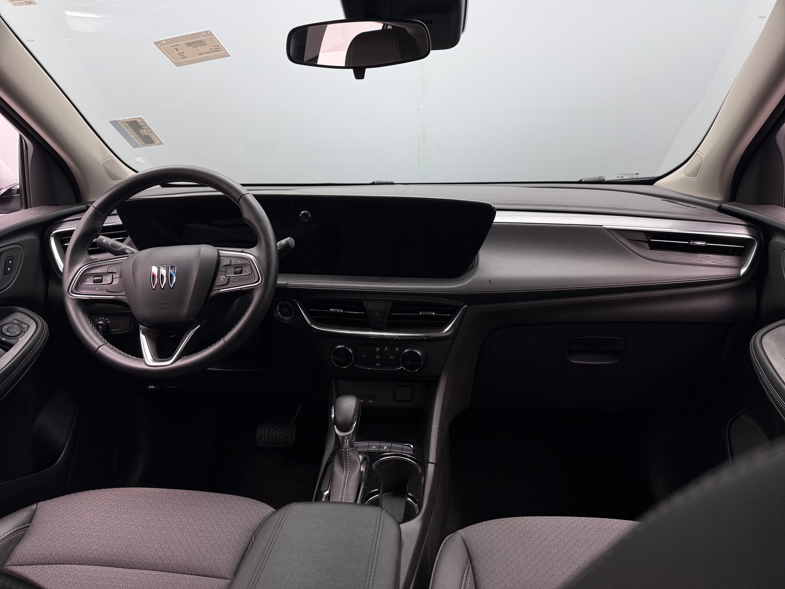 Thumbnail: 2025 Buick Encore GX - 2