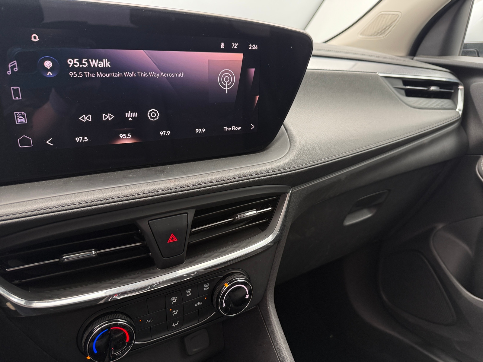 Thumbnail: 2025 Buick Encore GX - 3