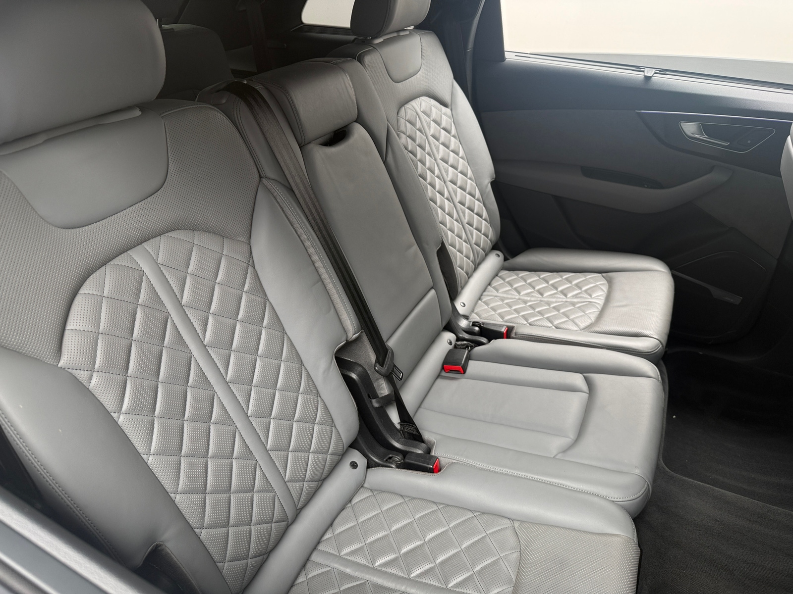 Thumbnail: 2020 Audi SQ7 - 5