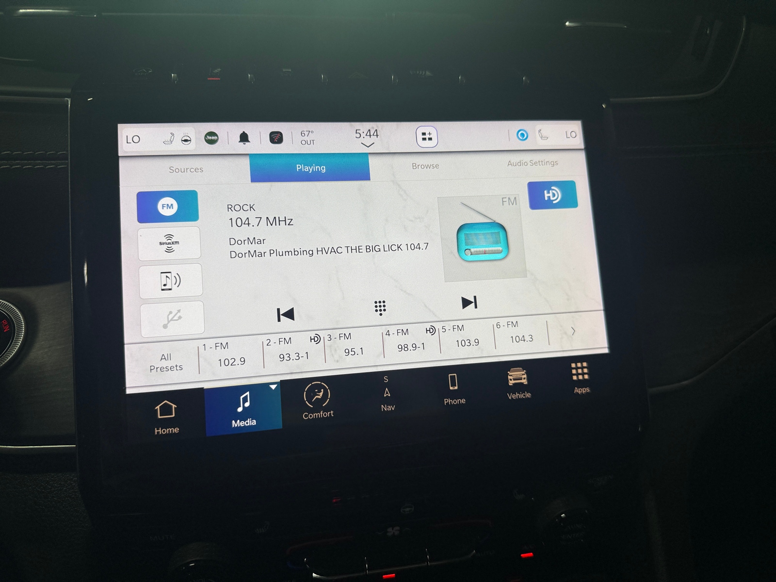 Thumbnail: 2023 Jeep Grand Cherokee - 3