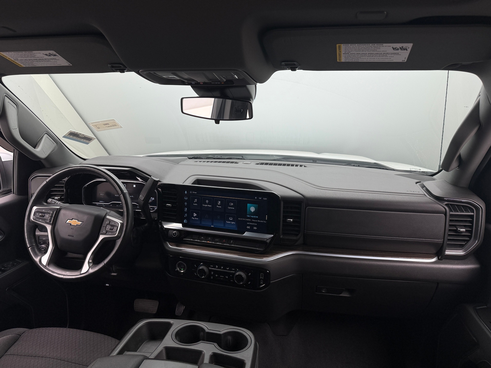 Thumbnail: 2022 Chevrolet Silverado 1500 - 3