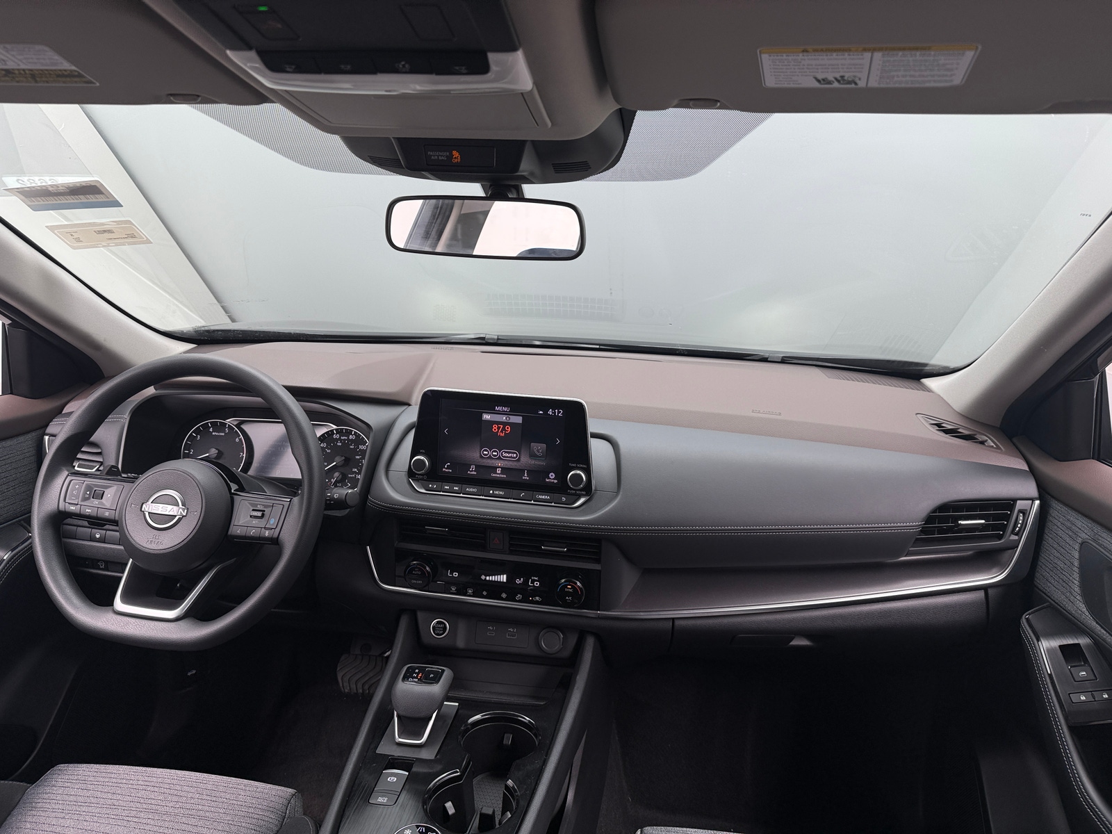 Thumbnail: 2023 Nissan Rogue - 3