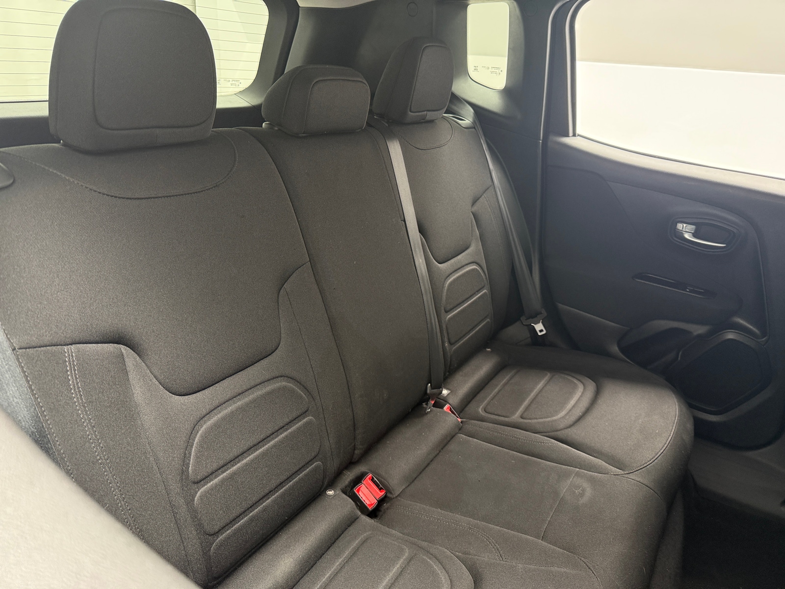 Thumbnail: 2021 Jeep Renegade - 6
