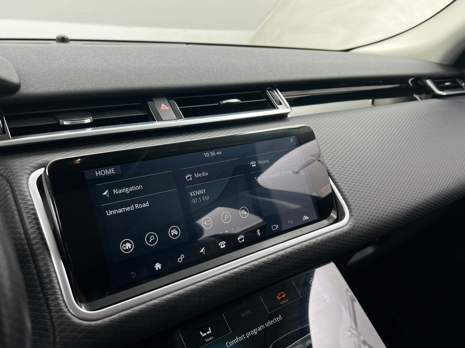 Thumbnail: 2019 Land Rover Range Rover Velar - 3