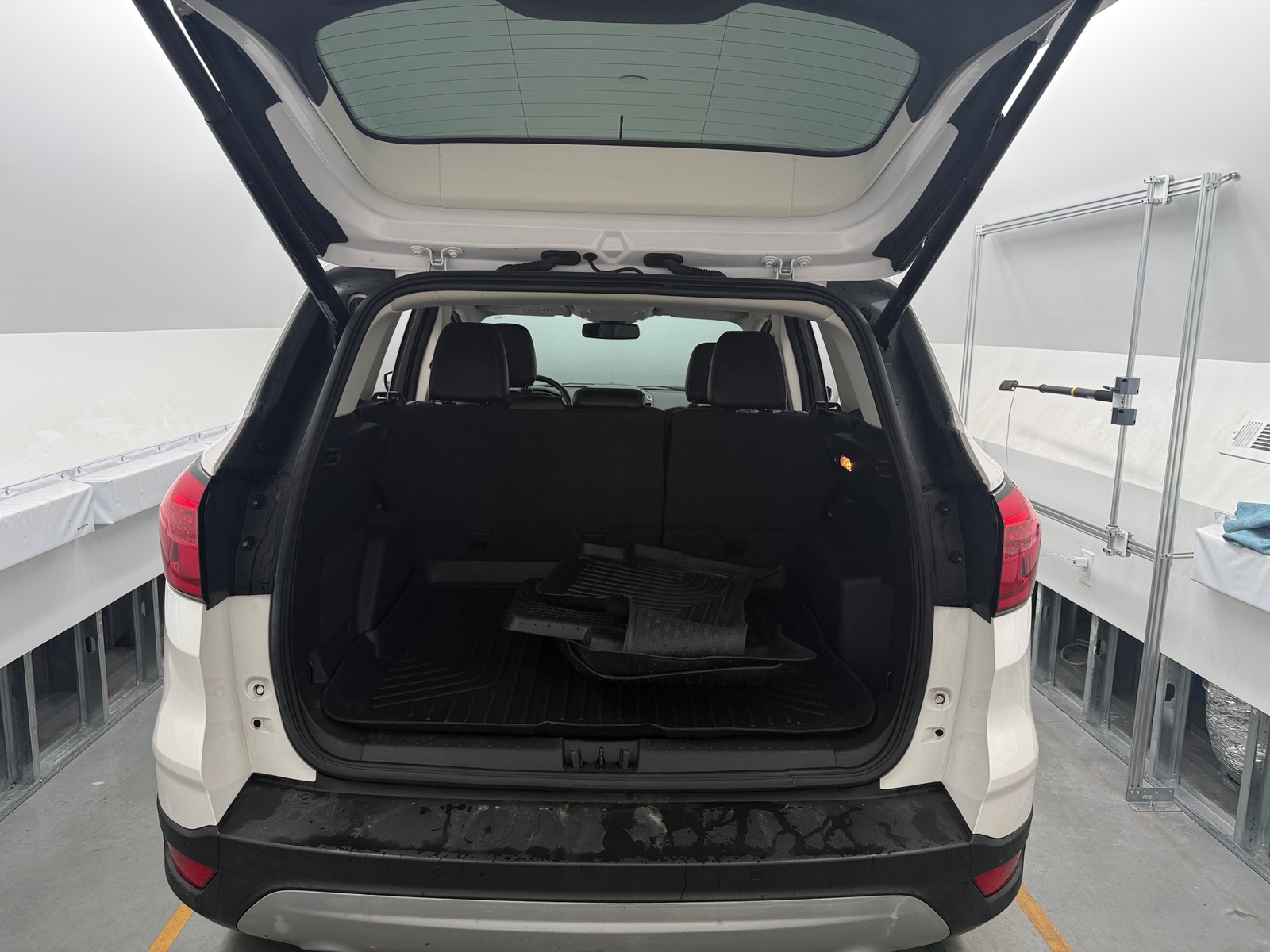 Thumbnail: 2019 Ford Escape - 6