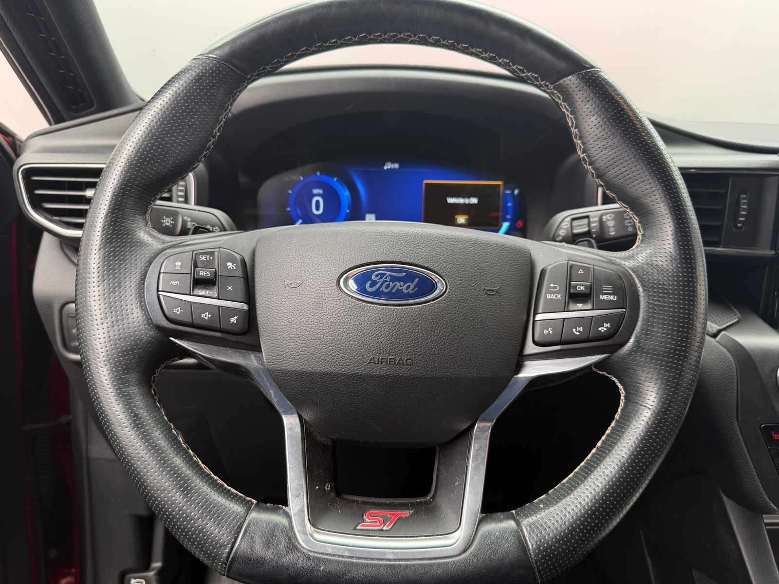 Thumbnail: 2020 Ford Explorer - 4