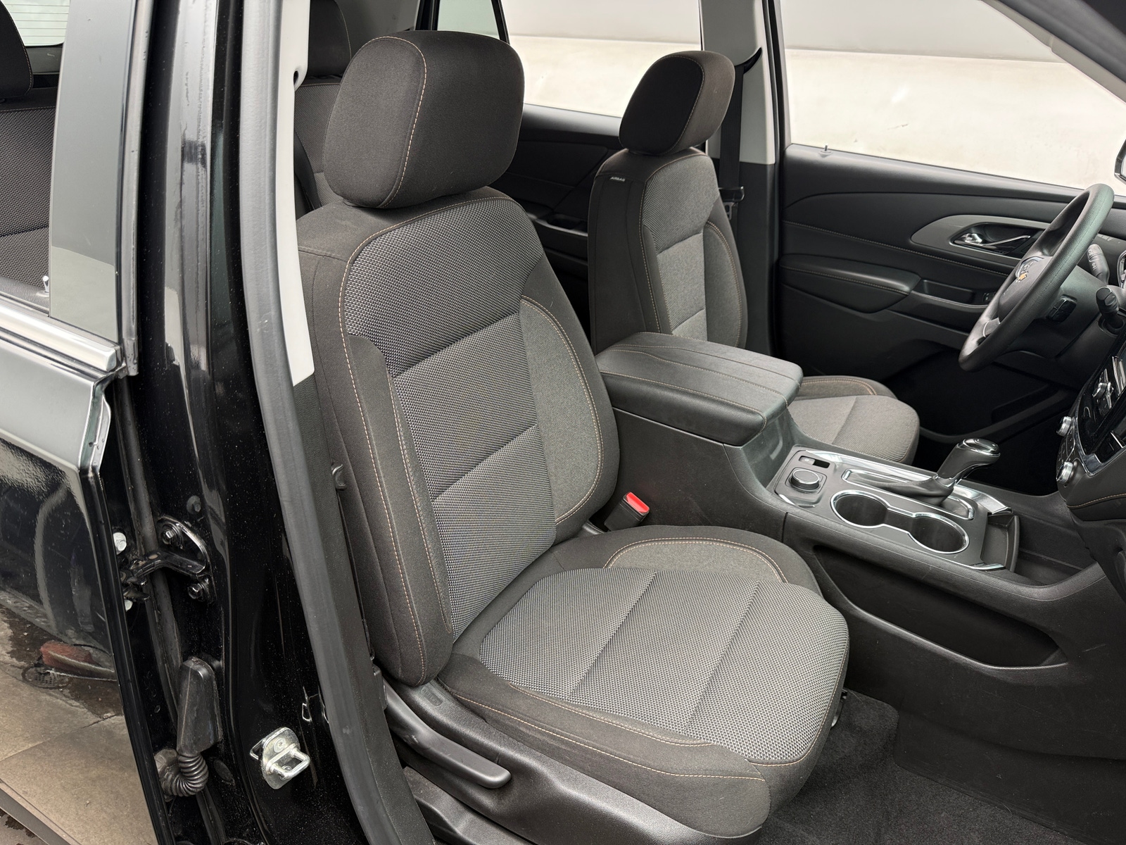 Thumbnail: 2018 Chevrolet Traverse - 2