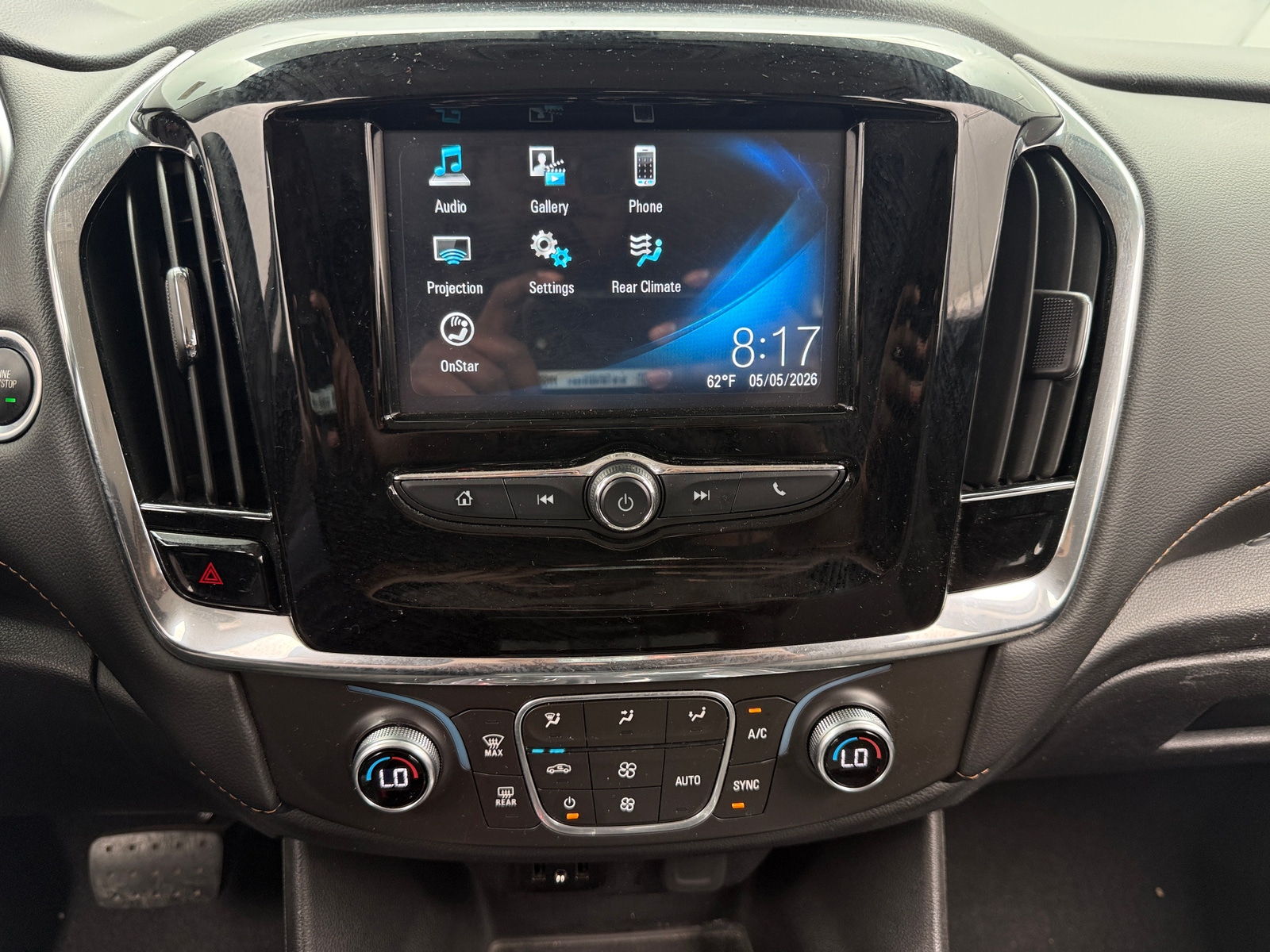 Thumbnail: 2018 Chevrolet Traverse - 4