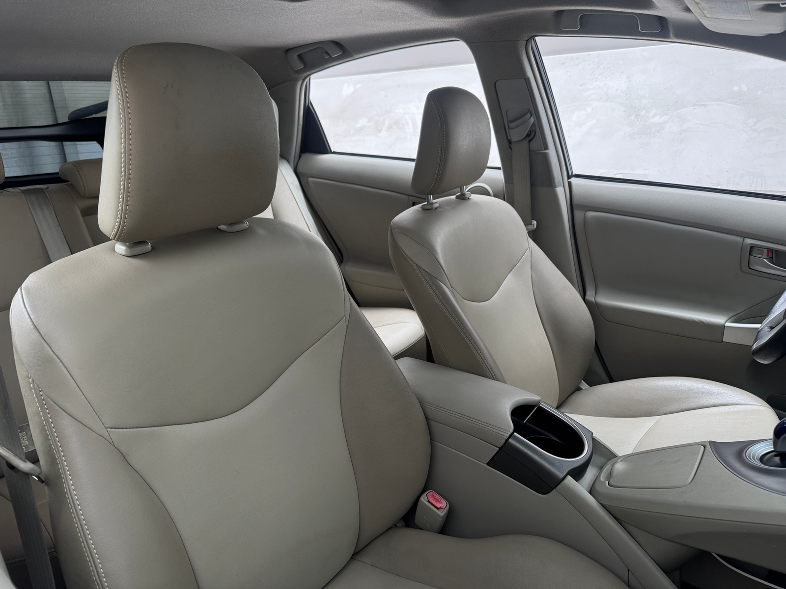 Thumbnail: 2015 Toyota Prius - 2