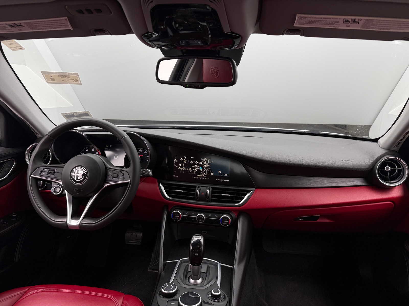Thumbnail: 2017 Alfa Romeo Giulia - 2