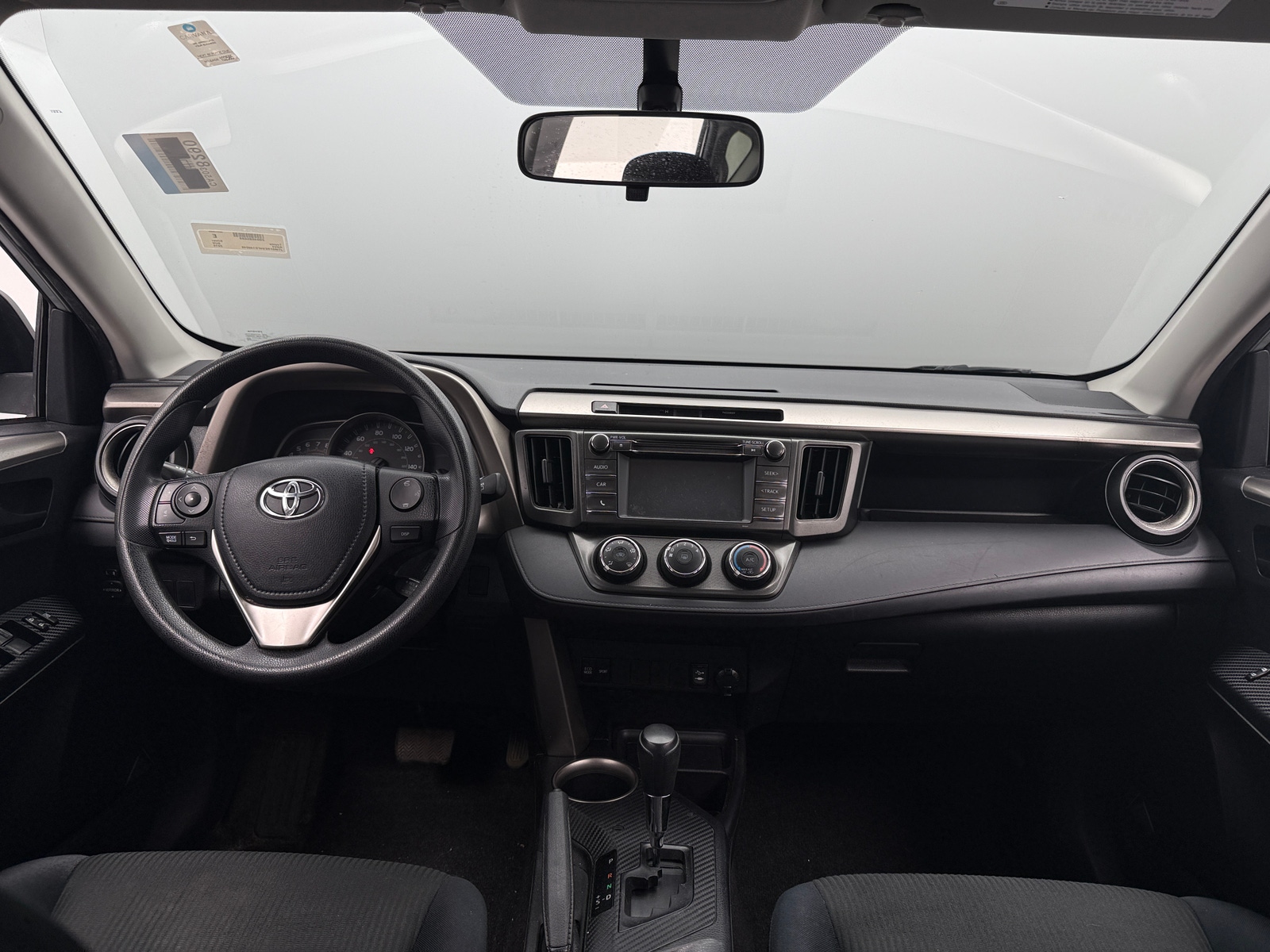 Thumbnail: 2015 Toyota RAV4 - 3