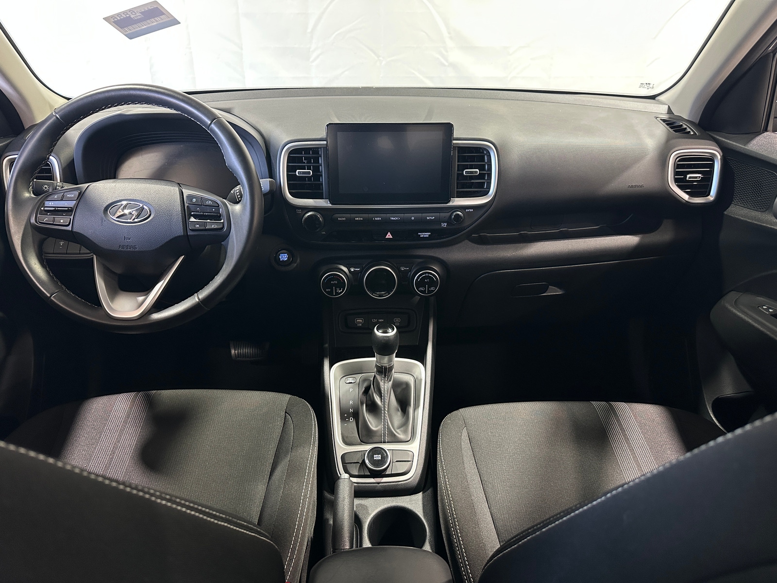 Thumbnail: 2025 Hyundai Venue - 3