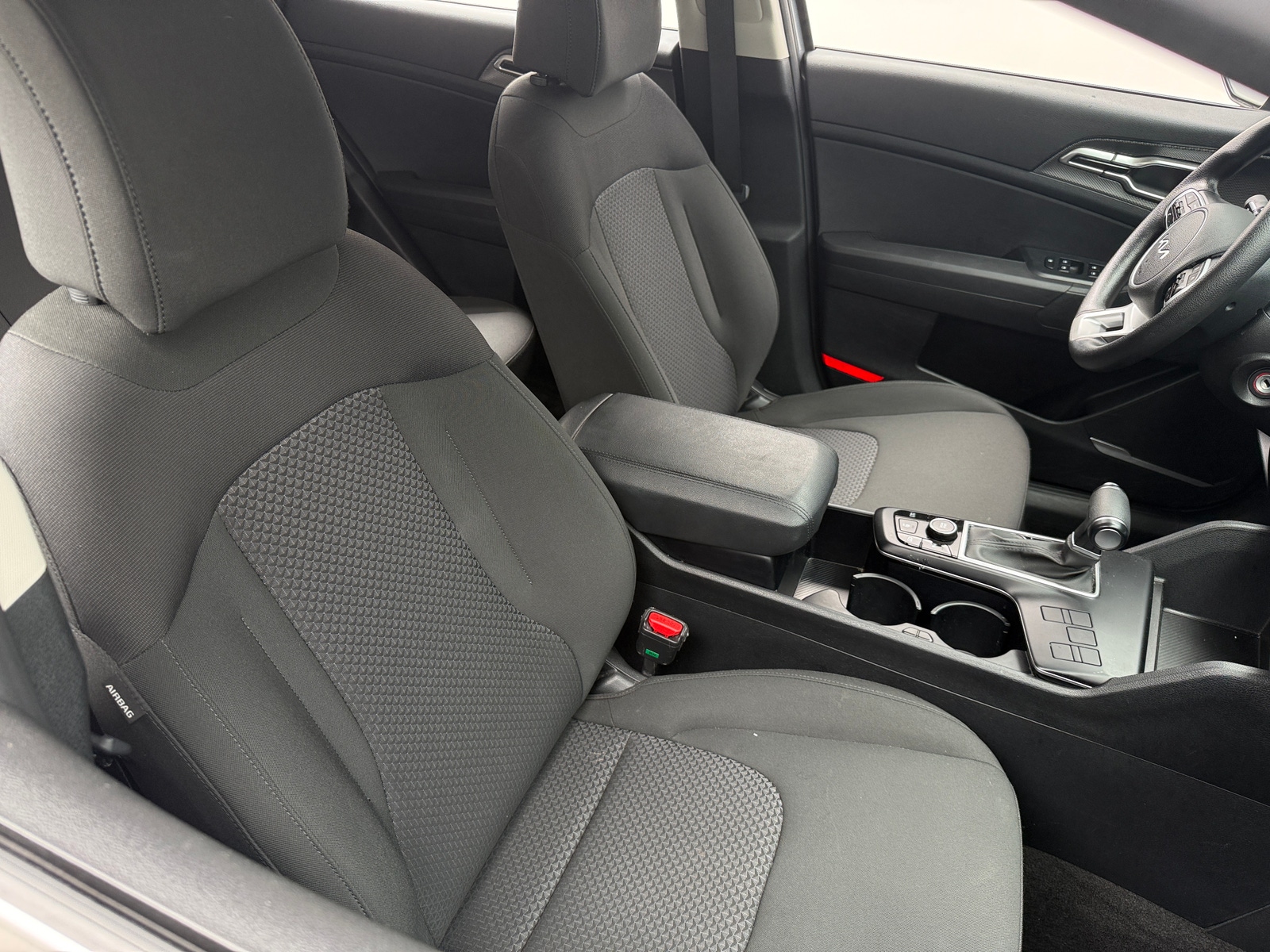 Thumbnail: 2025 Kia Sportage - 2