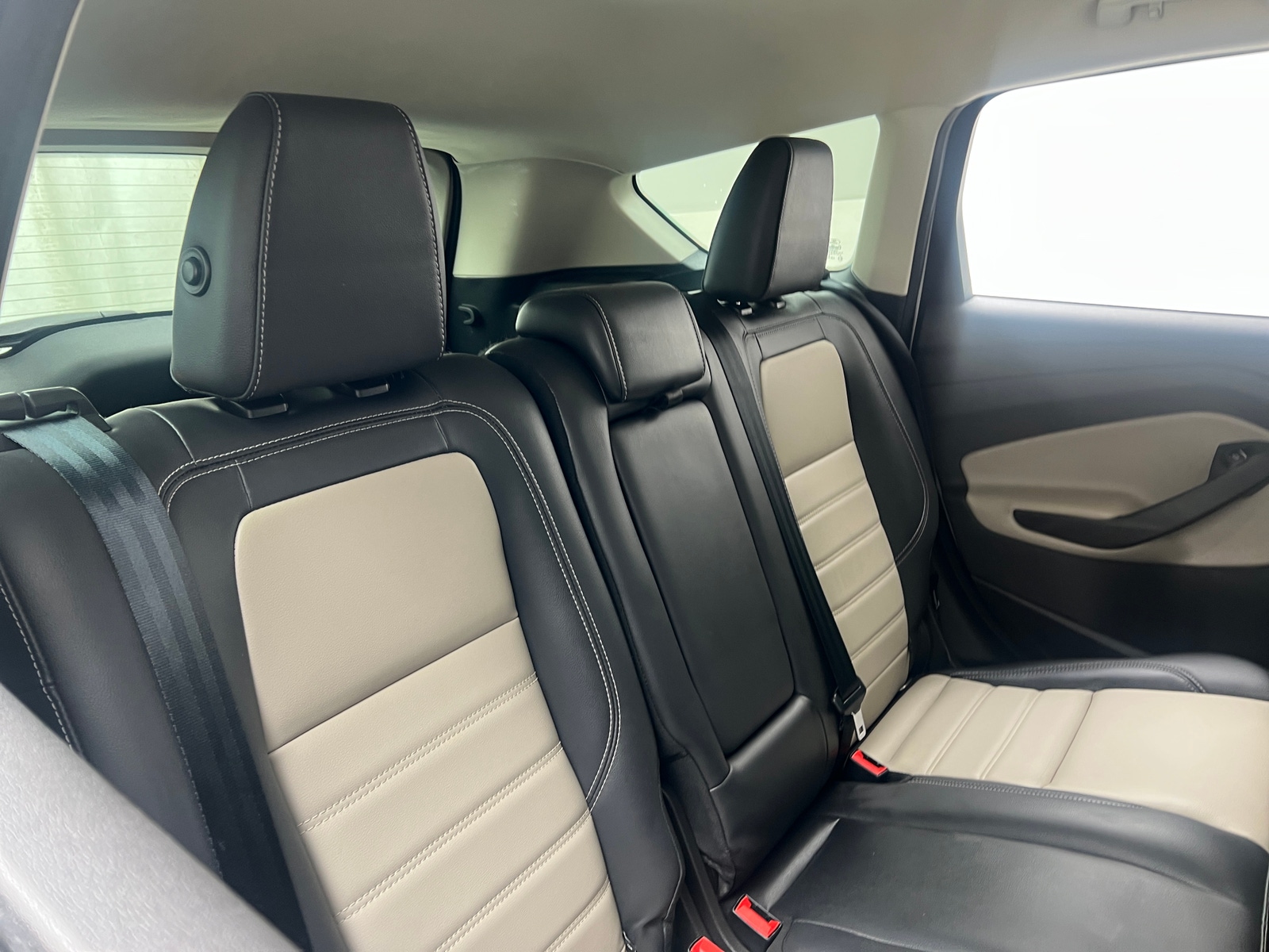 Thumbnail: 2019 Ford Escape - 5