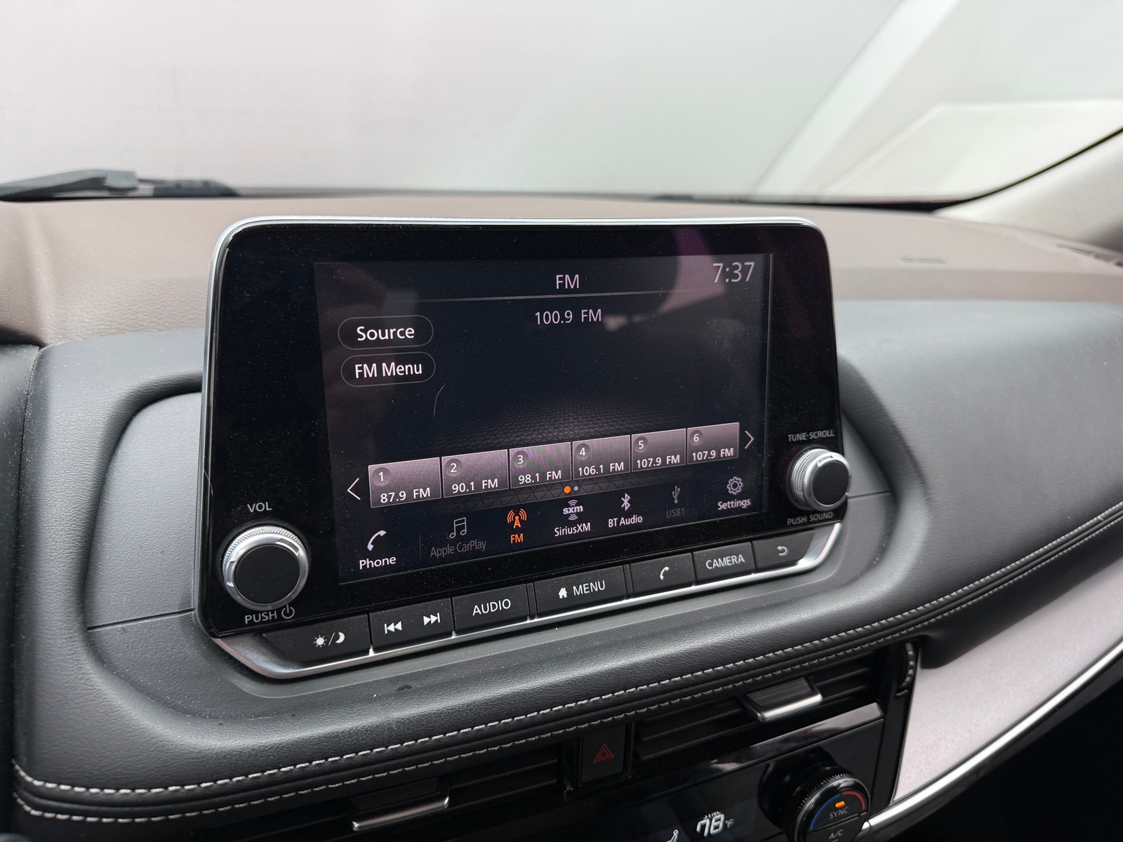 Thumbnail: 2021 Nissan Rogue - 4
