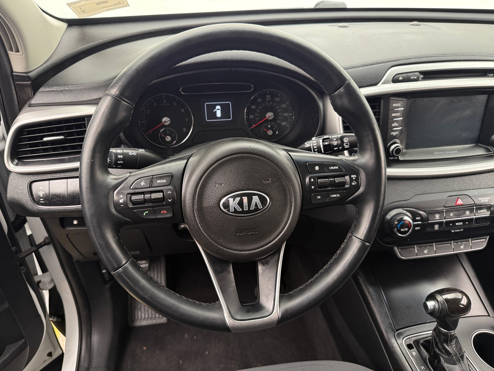 Thumbnail: 2017 Kia Sorento - 5