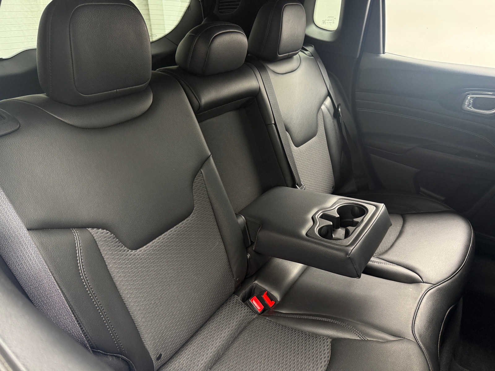 Thumbnail: 2022 Jeep Compass - 6