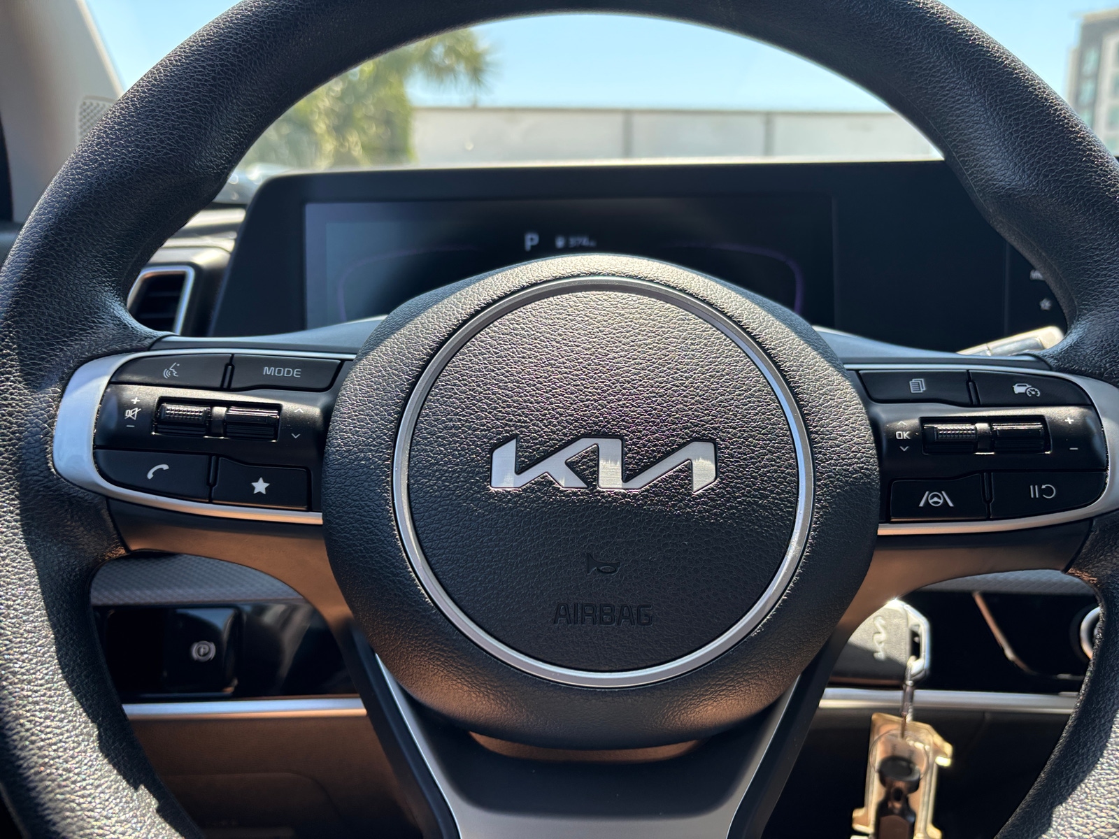 Thumbnail: 2025 Kia Sportage - 5