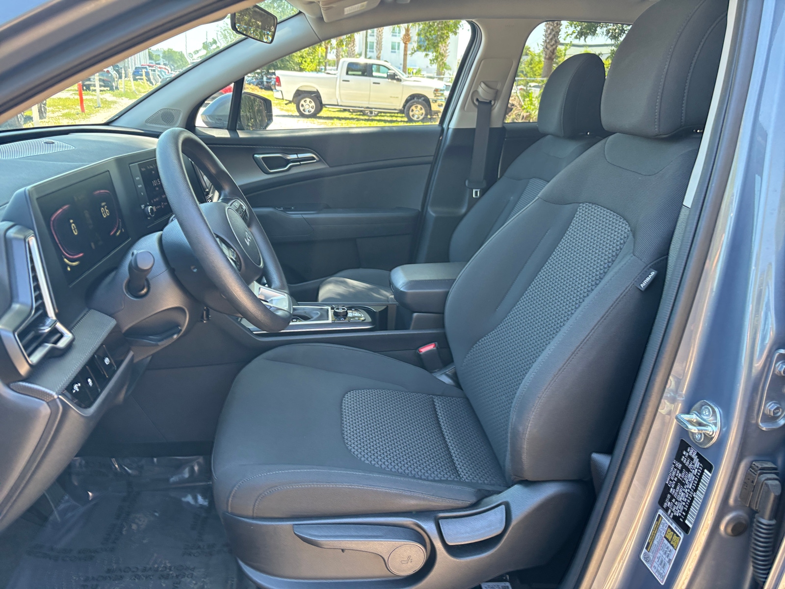 Thumbnail: 2025 Kia Sportage - 2