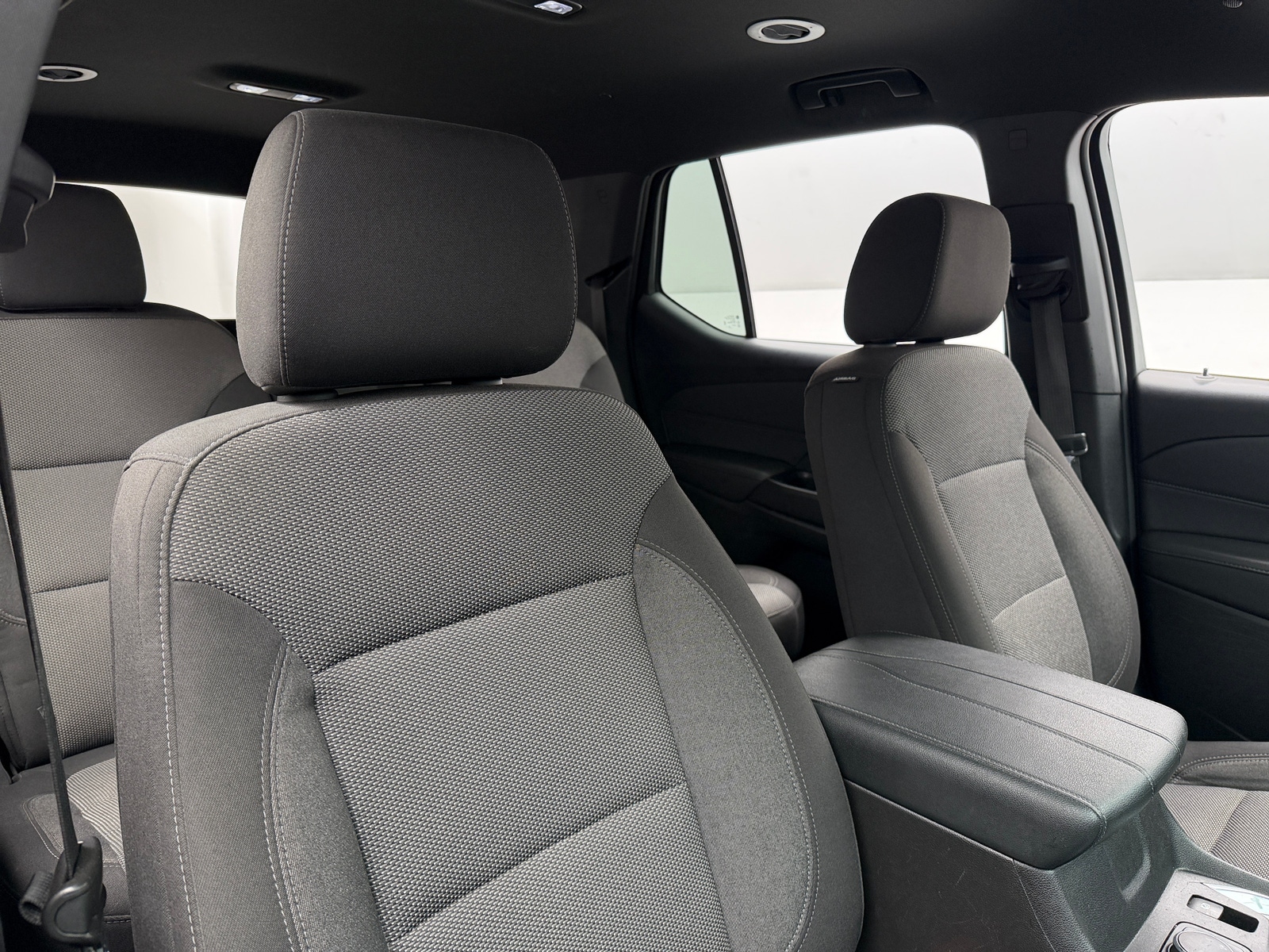 Thumbnail: 2023 Chevrolet Traverse - 2