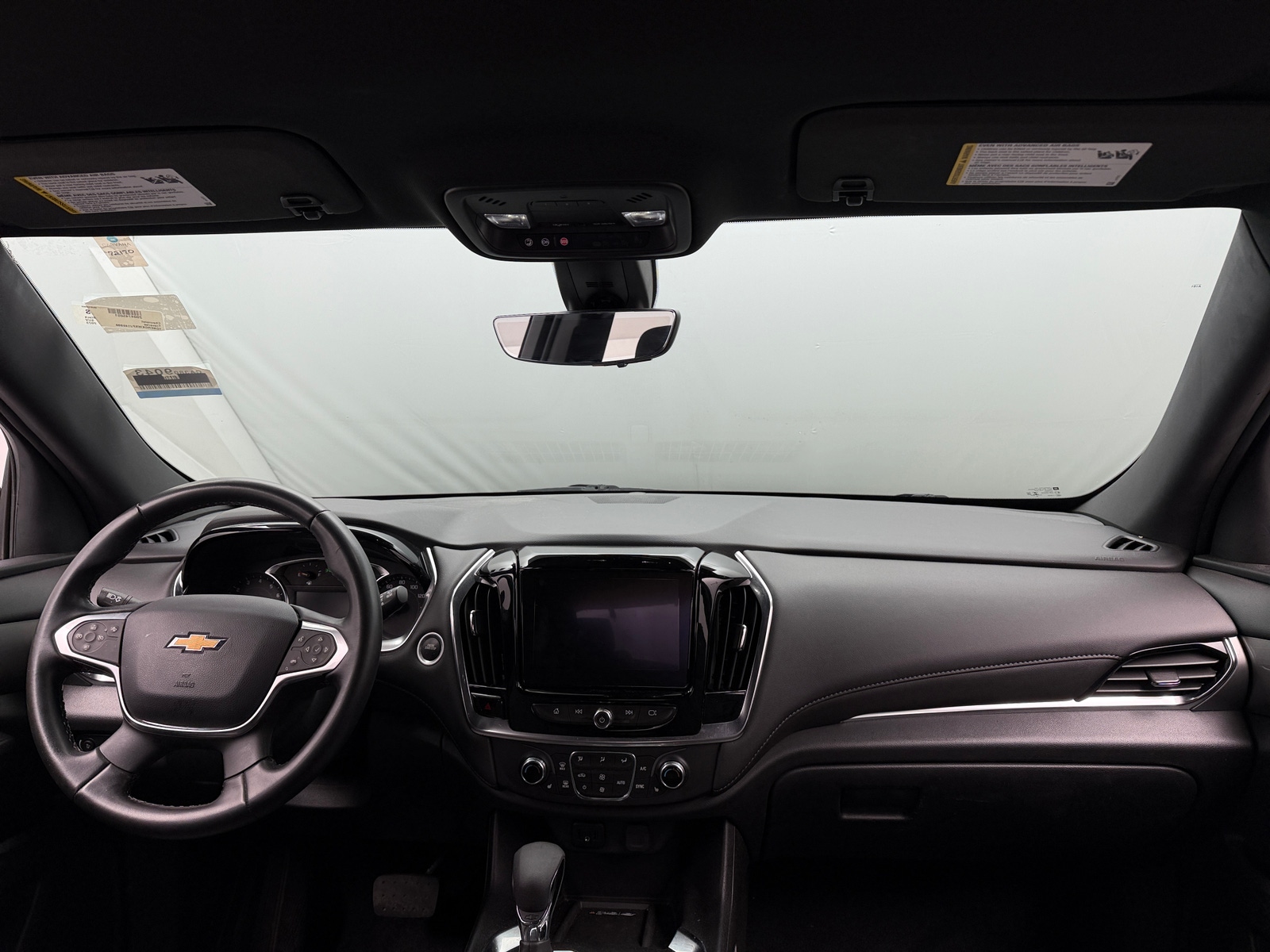 Thumbnail: 2023 Chevrolet Traverse - 3
