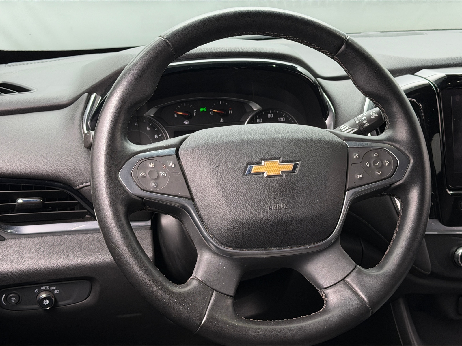 Thumbnail: 2023 Chevrolet Traverse - 5