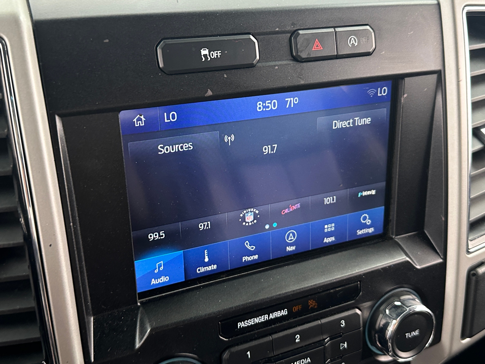 Thumbnail: 2019 Ford Econoline - 3