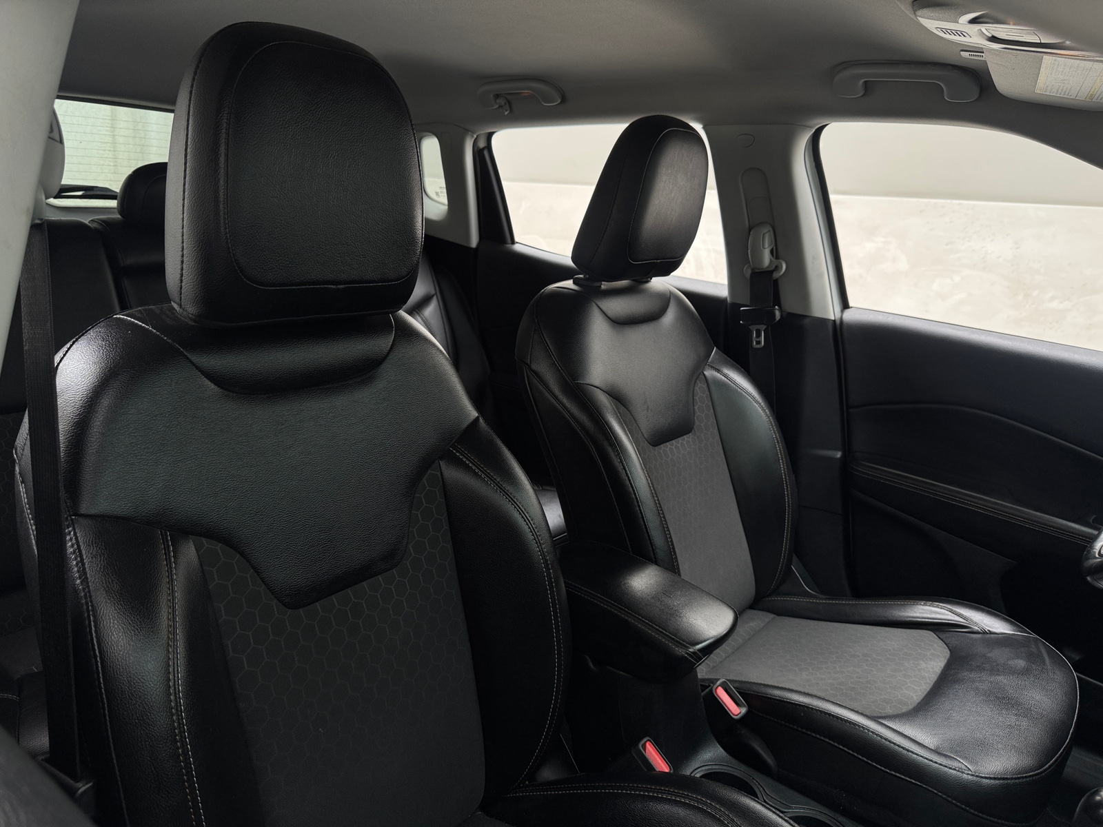 Thumbnail: 2018 Jeep Compass - 2