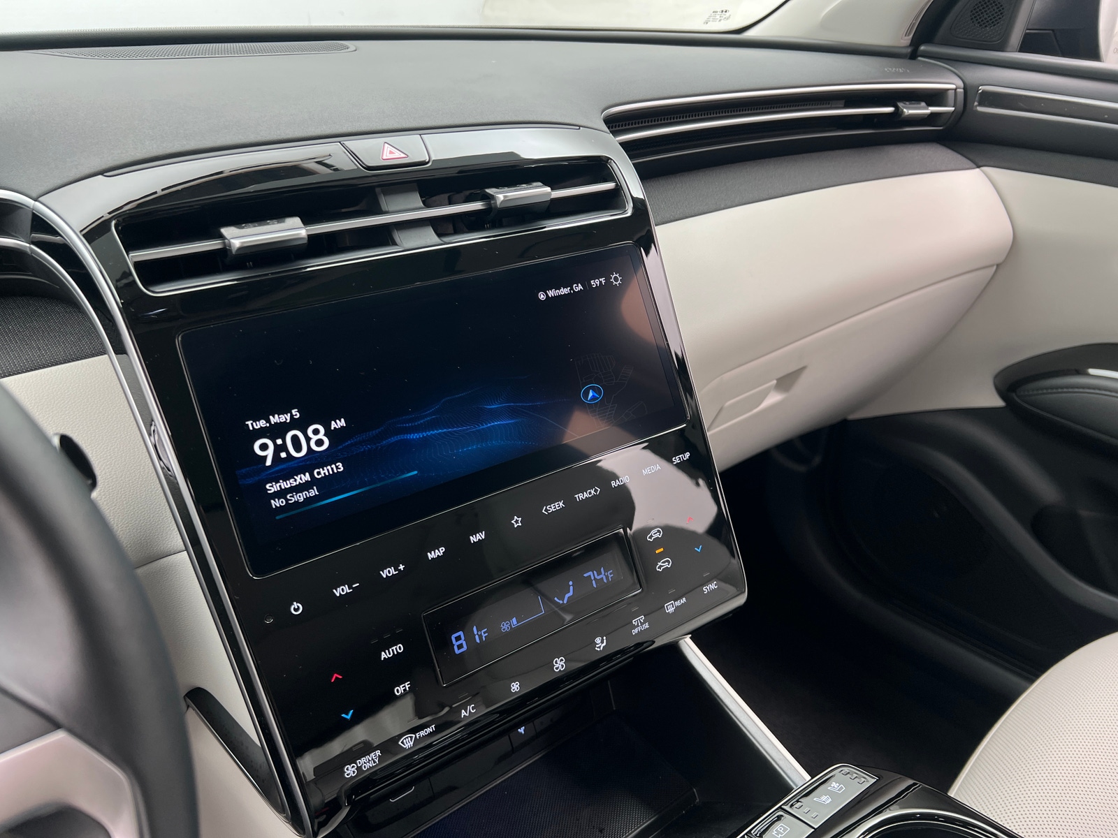 Thumbnail: 2024 Hyundai Tucson - 3