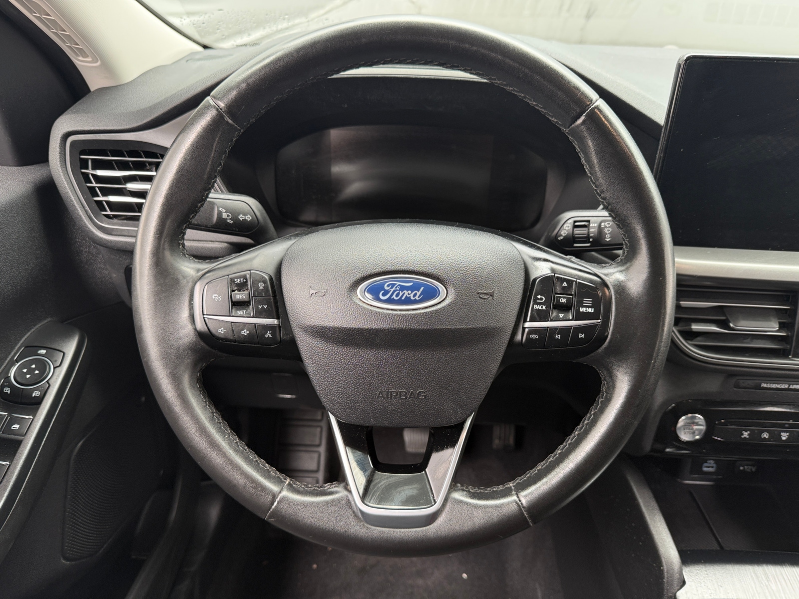 Thumbnail: 2023 Ford Escape - 5