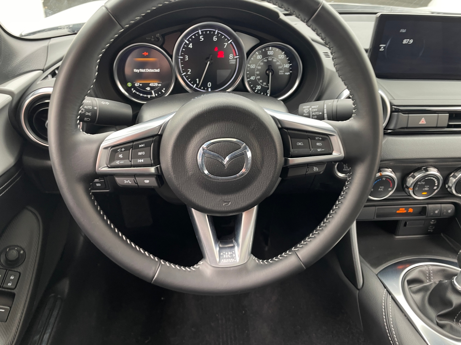 Thumbnail: 2025 Mazda MX-5 Miata - 3