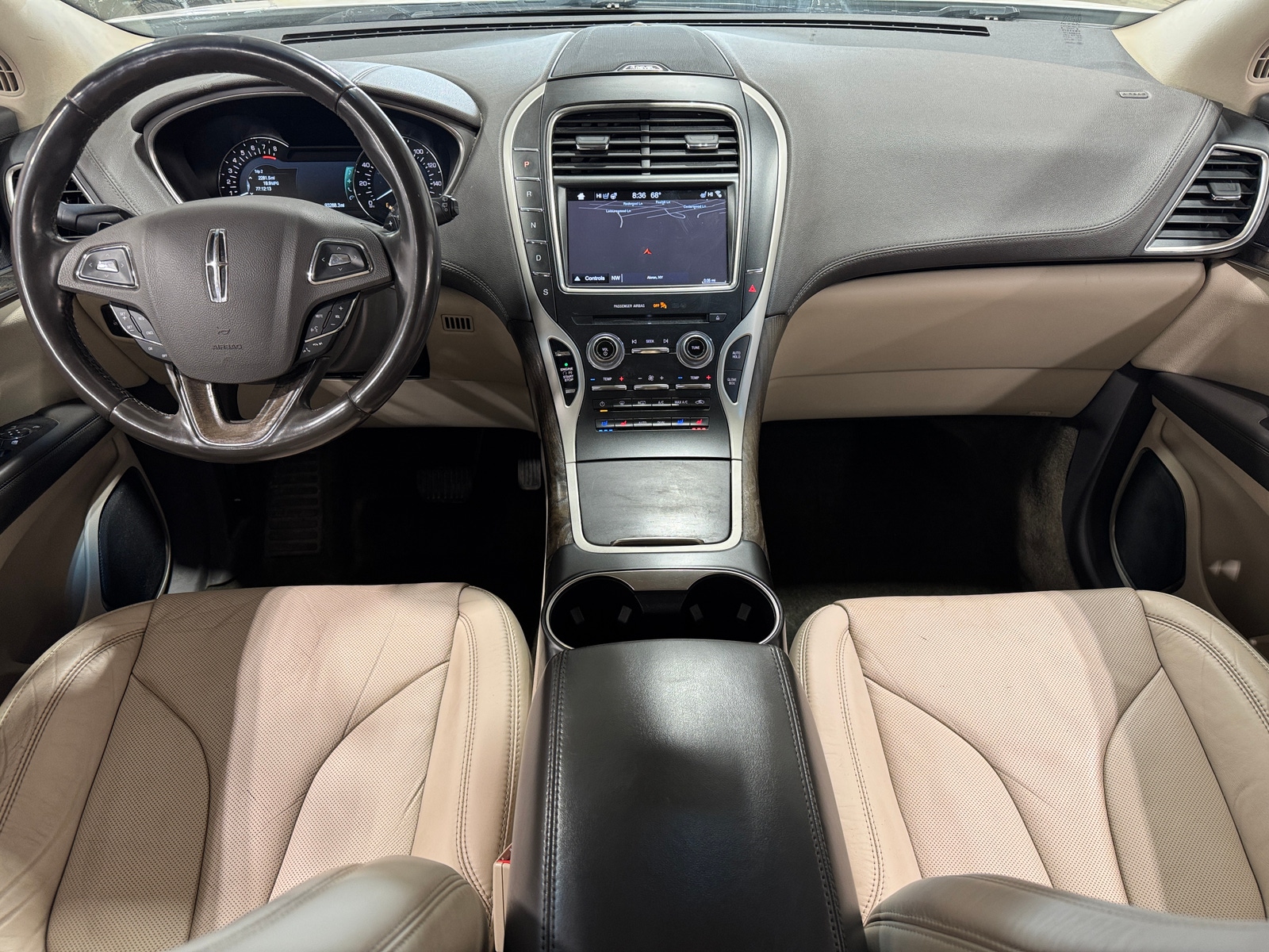 Thumbnail: 2017 Lincoln MKX - 2