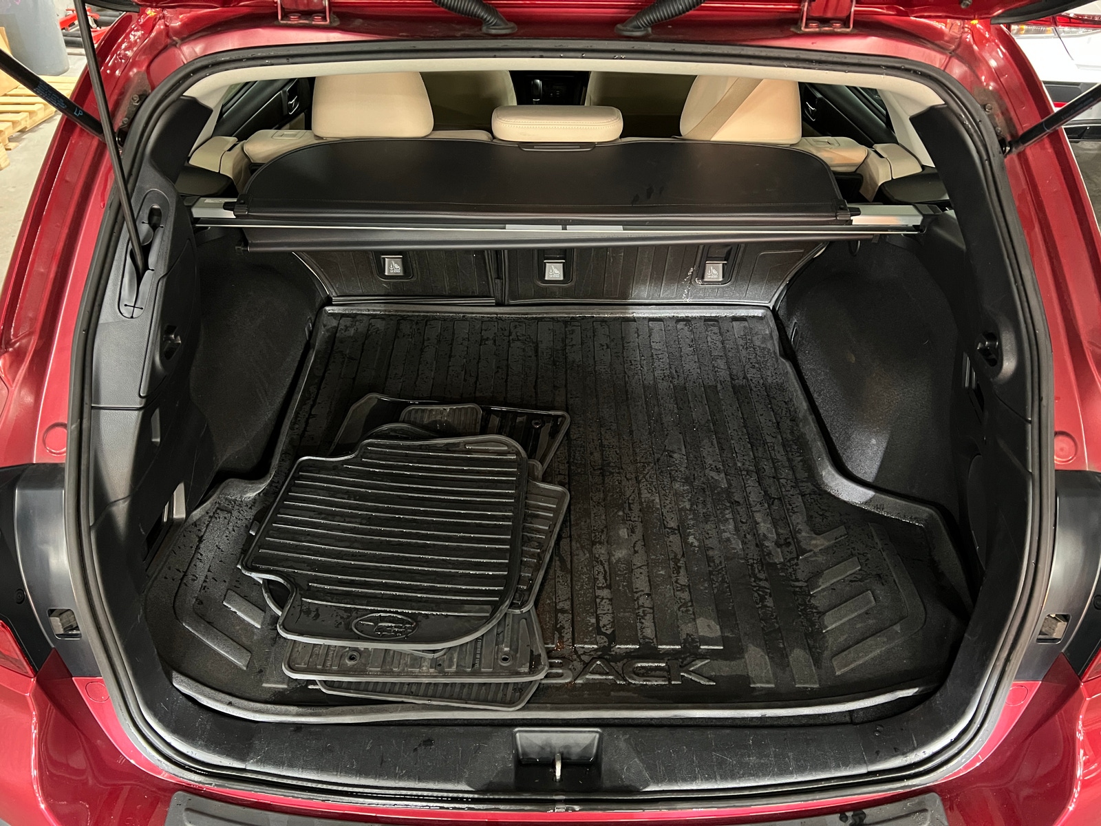 Thumbnail: 2018 Subaru Outback - 6