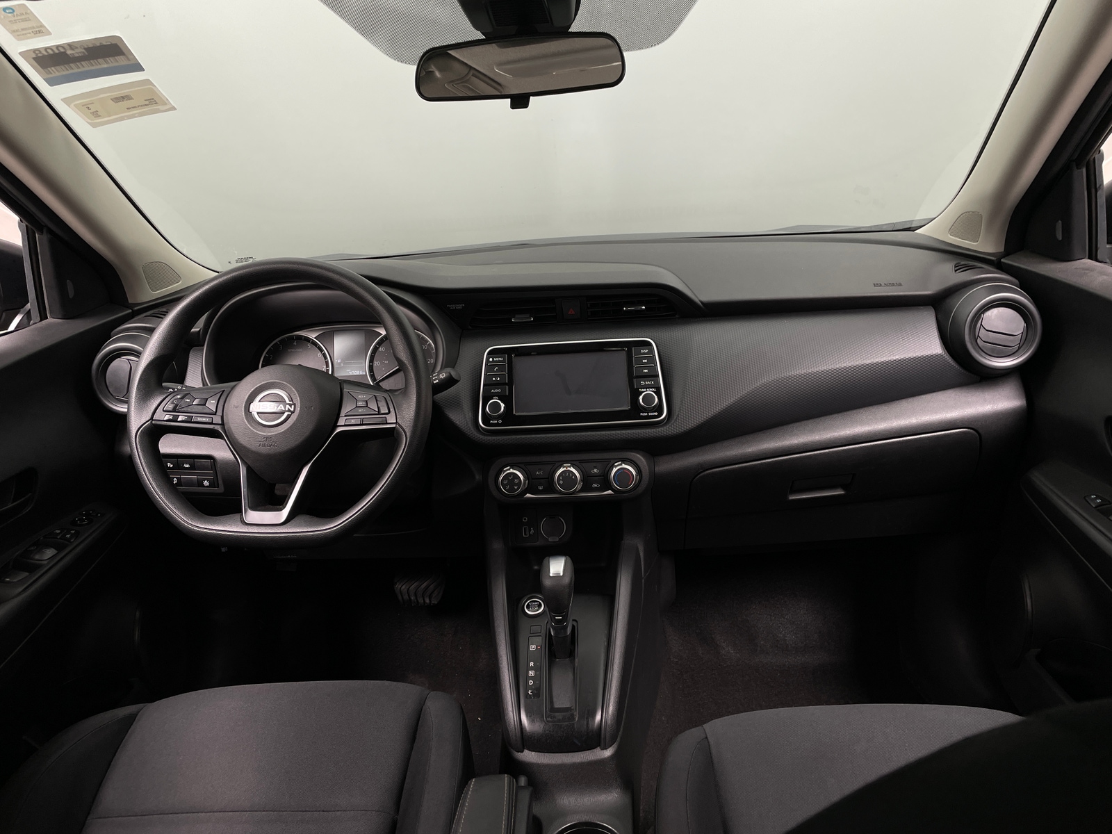 Thumbnail: 2023 Nissan Kicks - 3