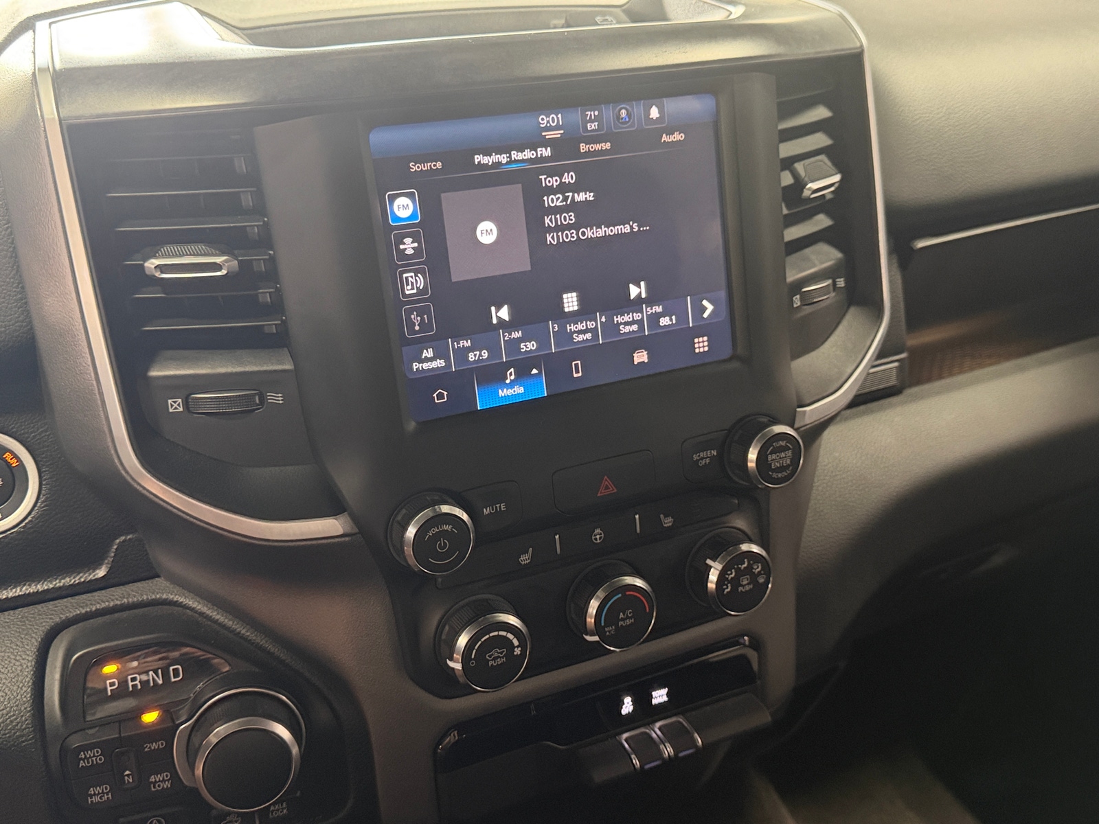 Thumbnail: 2023 RAM 1500 - 4