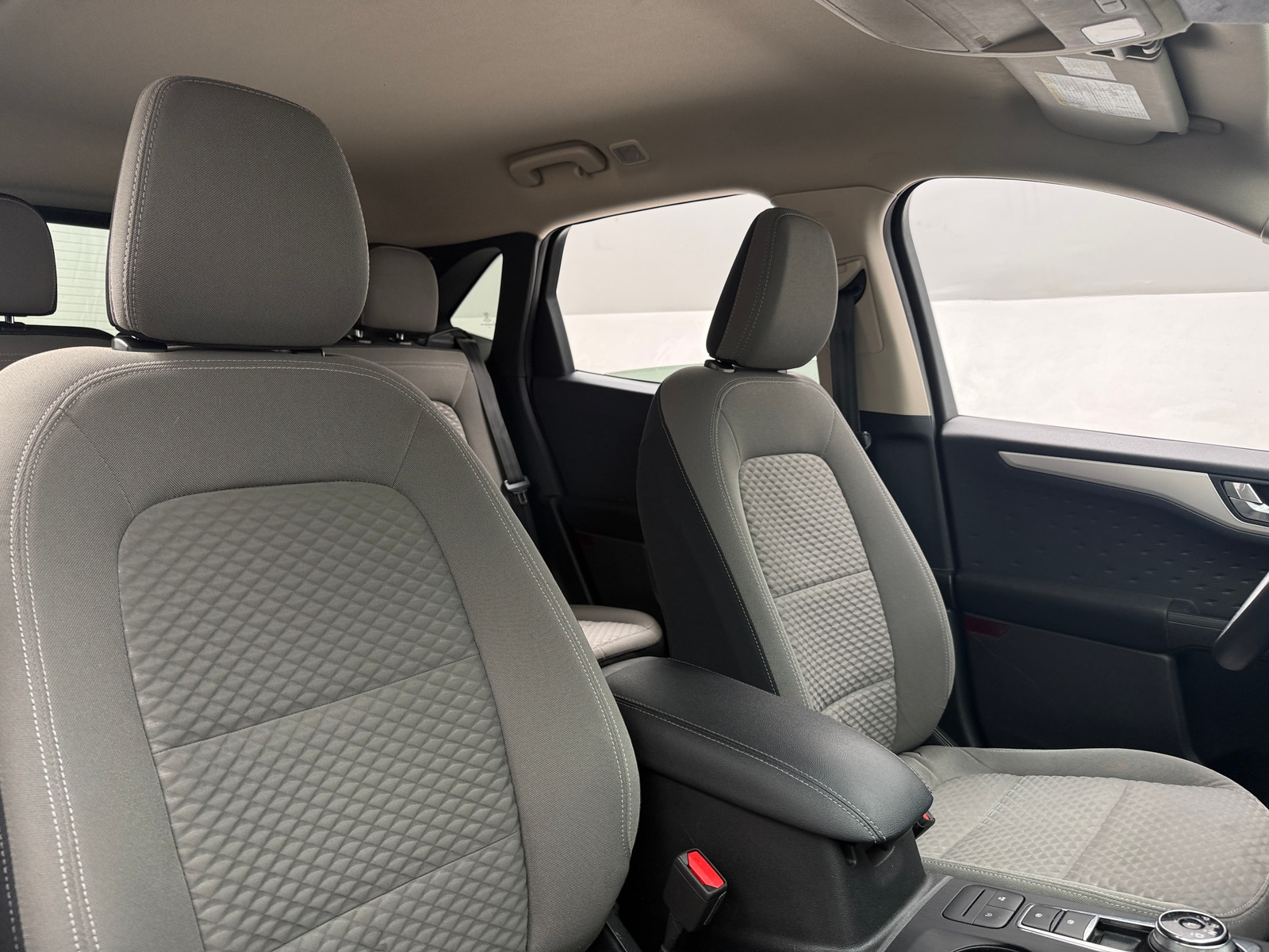 Thumbnail: 2020 Ford Escape - 2