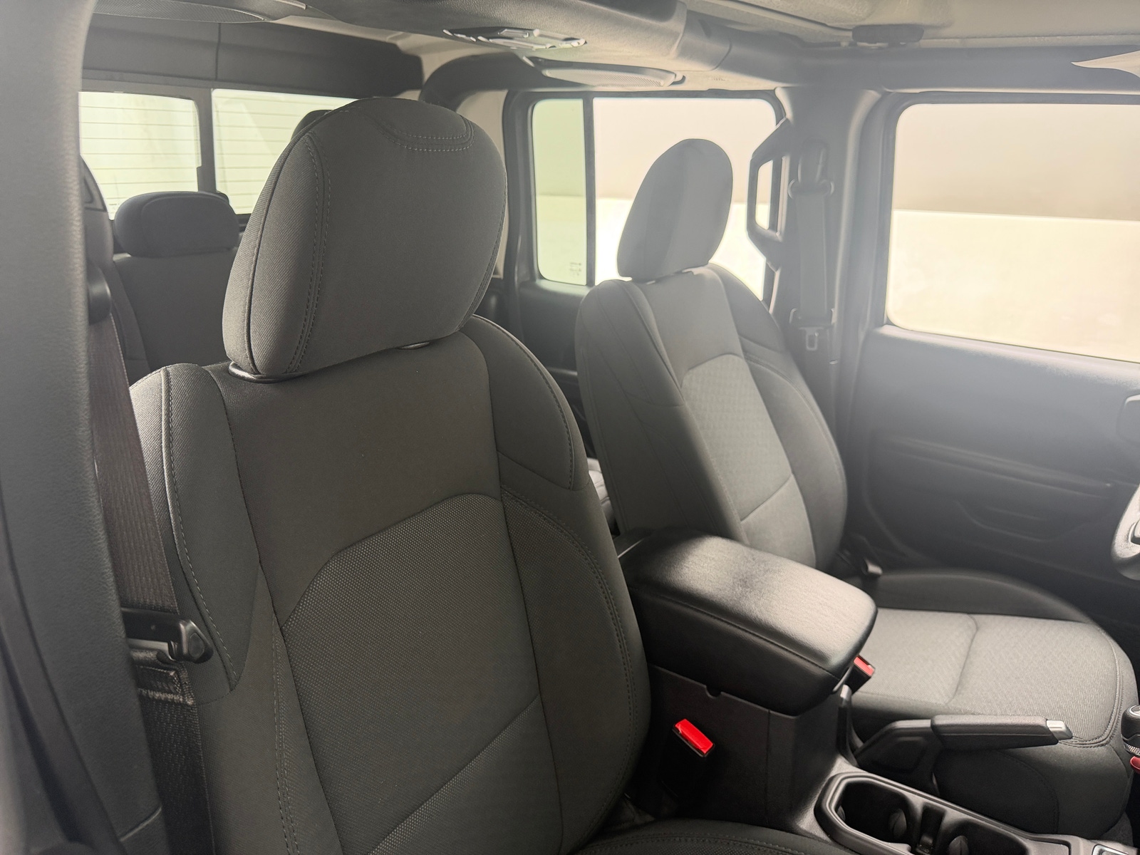 Thumbnail: 2023 Jeep Gladiator - 2