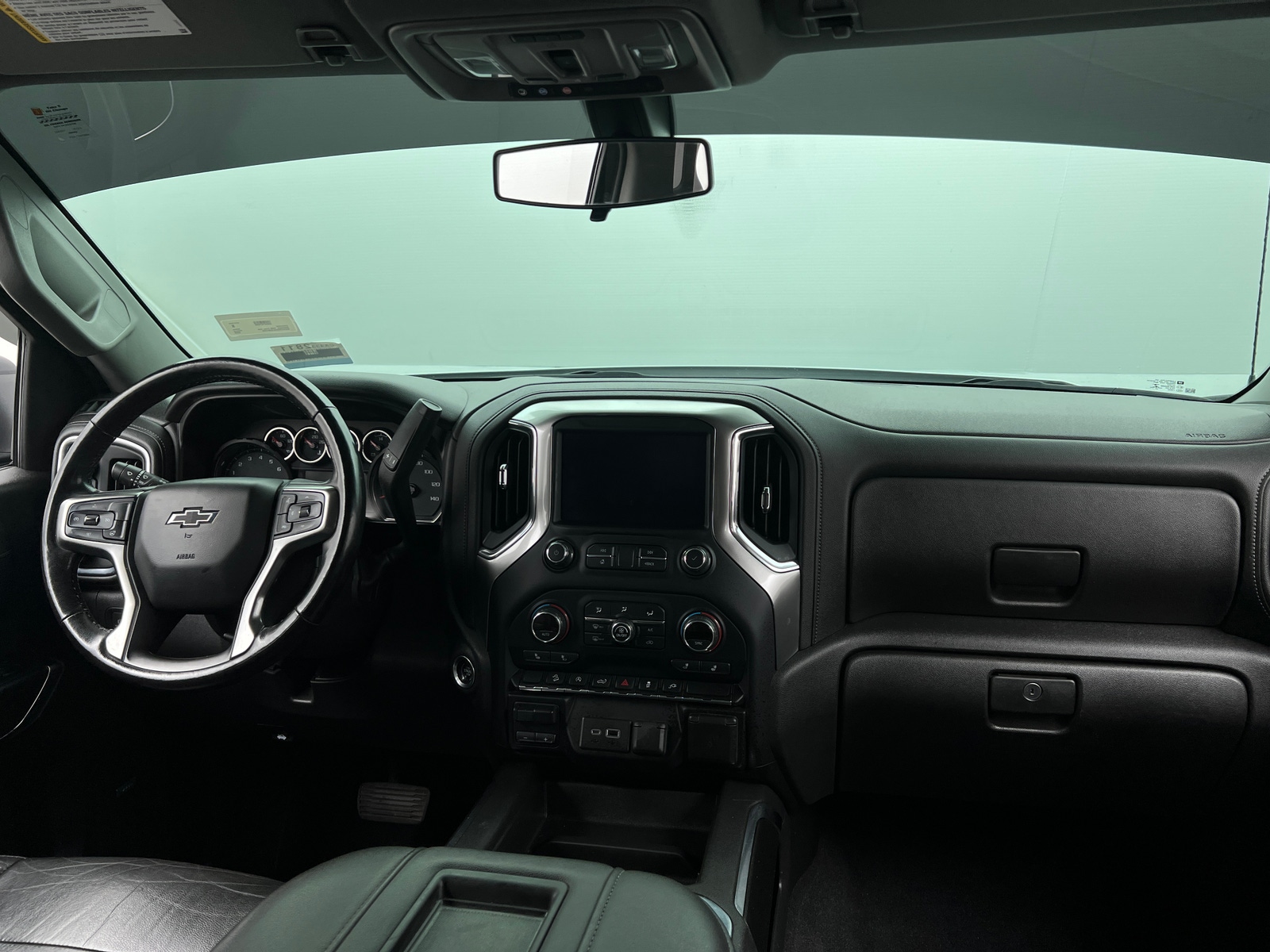 Thumbnail: 2020 Chevrolet Silverado 1500 - 3