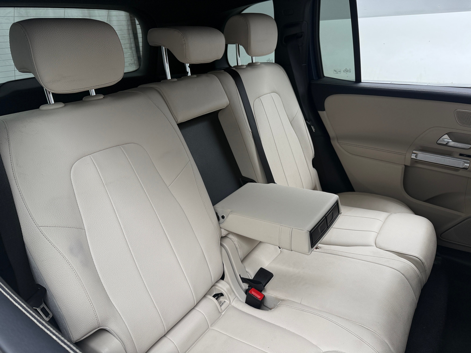 Thumbnail: 2021 Mercedes-Benz GLB - 5
