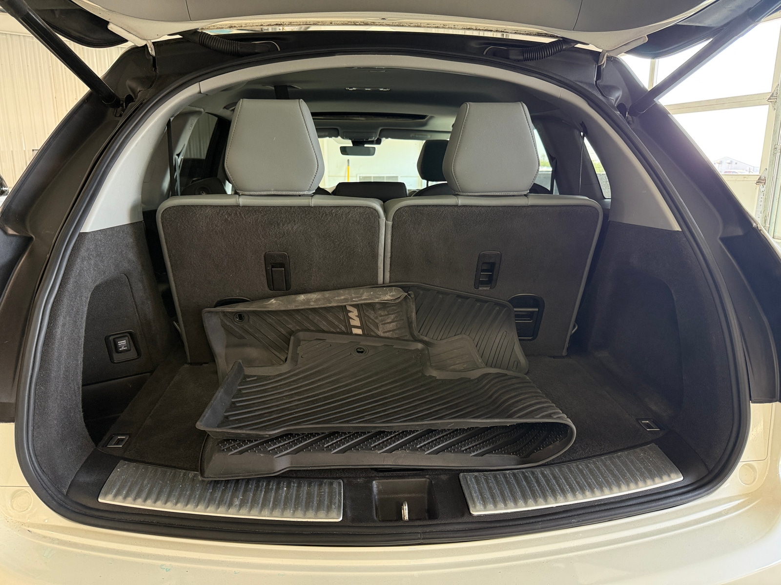 Thumbnail: 2016 Acura MDX - 6