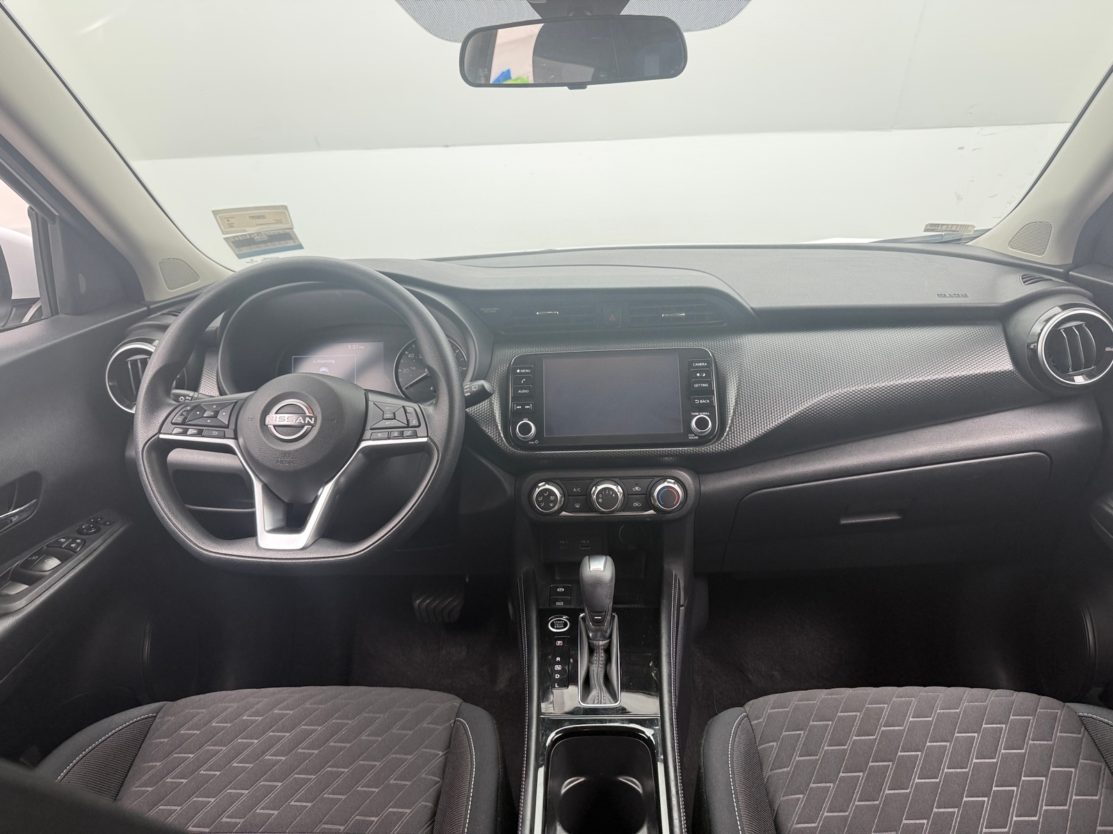 Thumbnail: 2023 Nissan Kicks - 3