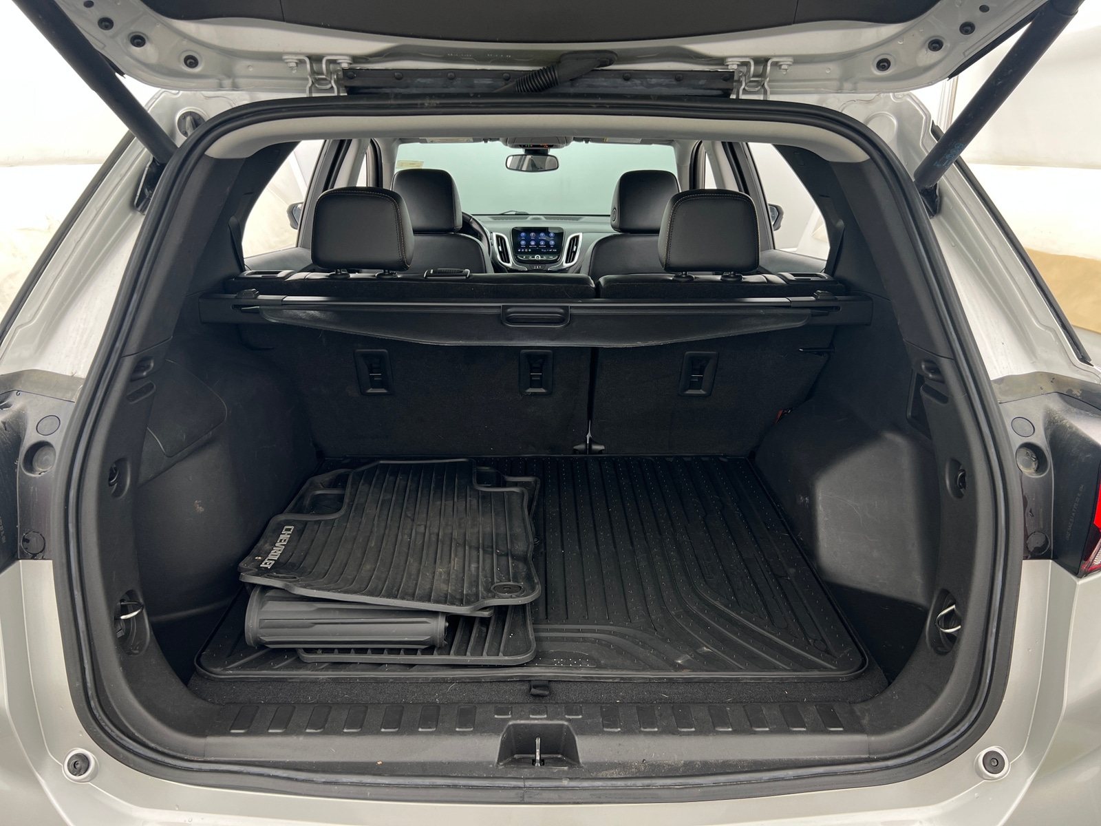 Thumbnail: 2022 Chevrolet Equinox - 6
