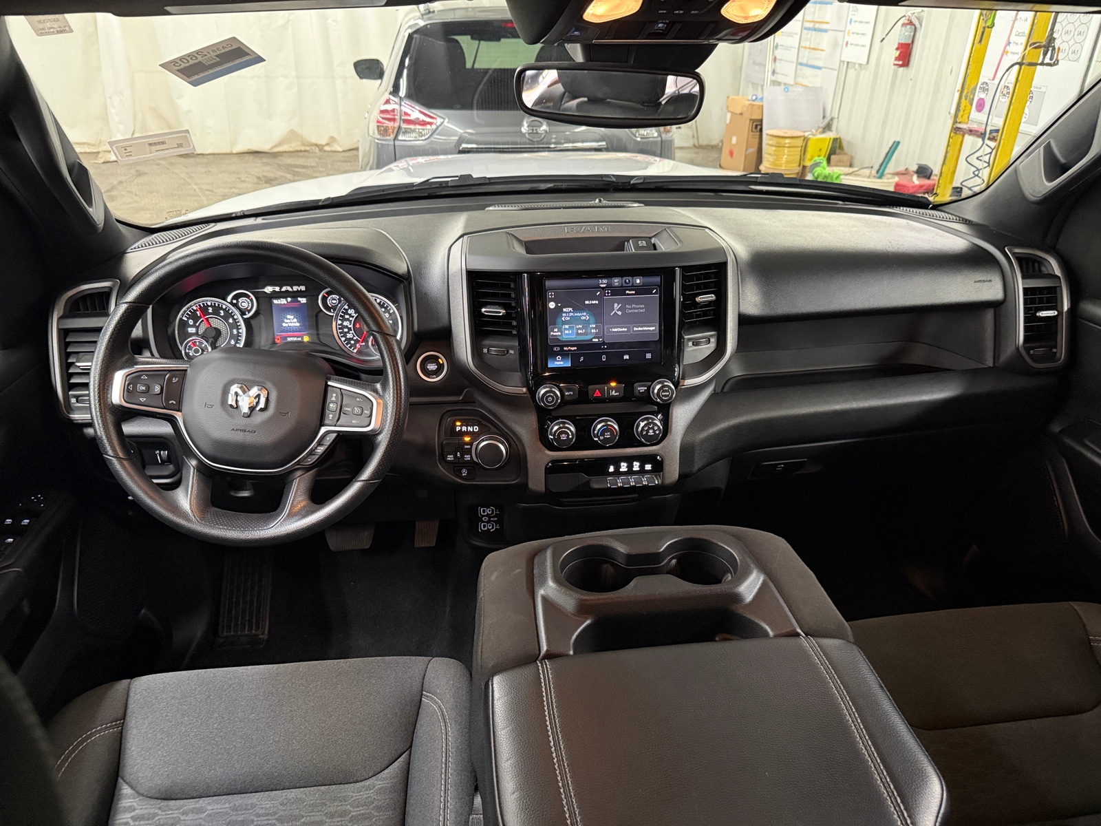 Thumbnail: 2025 RAM 1500 - 3